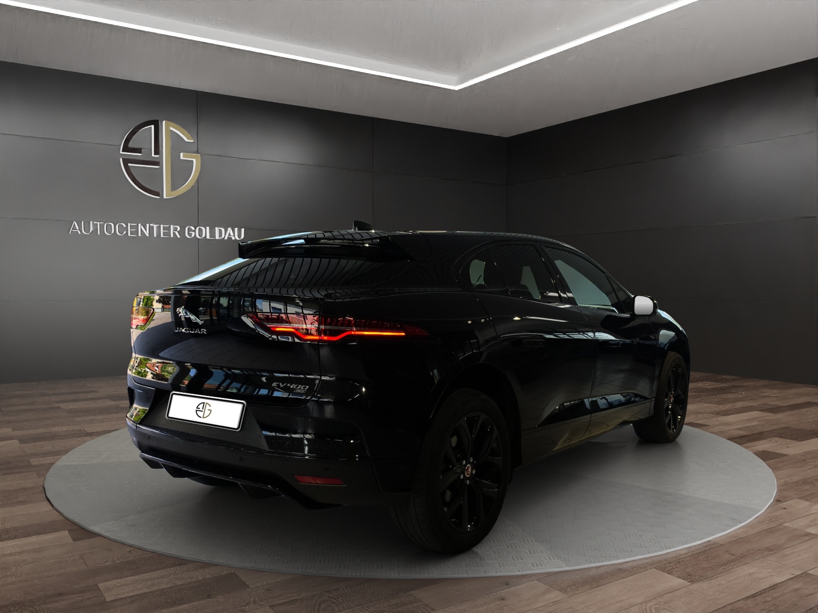 JAGUAR I-Pace EV400 SE AWD-showroom-element-3