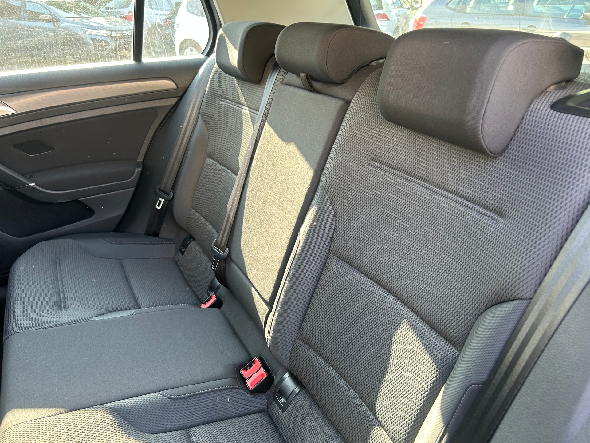 VW Golf 1.0 TSI Comfortline DSG-image-9