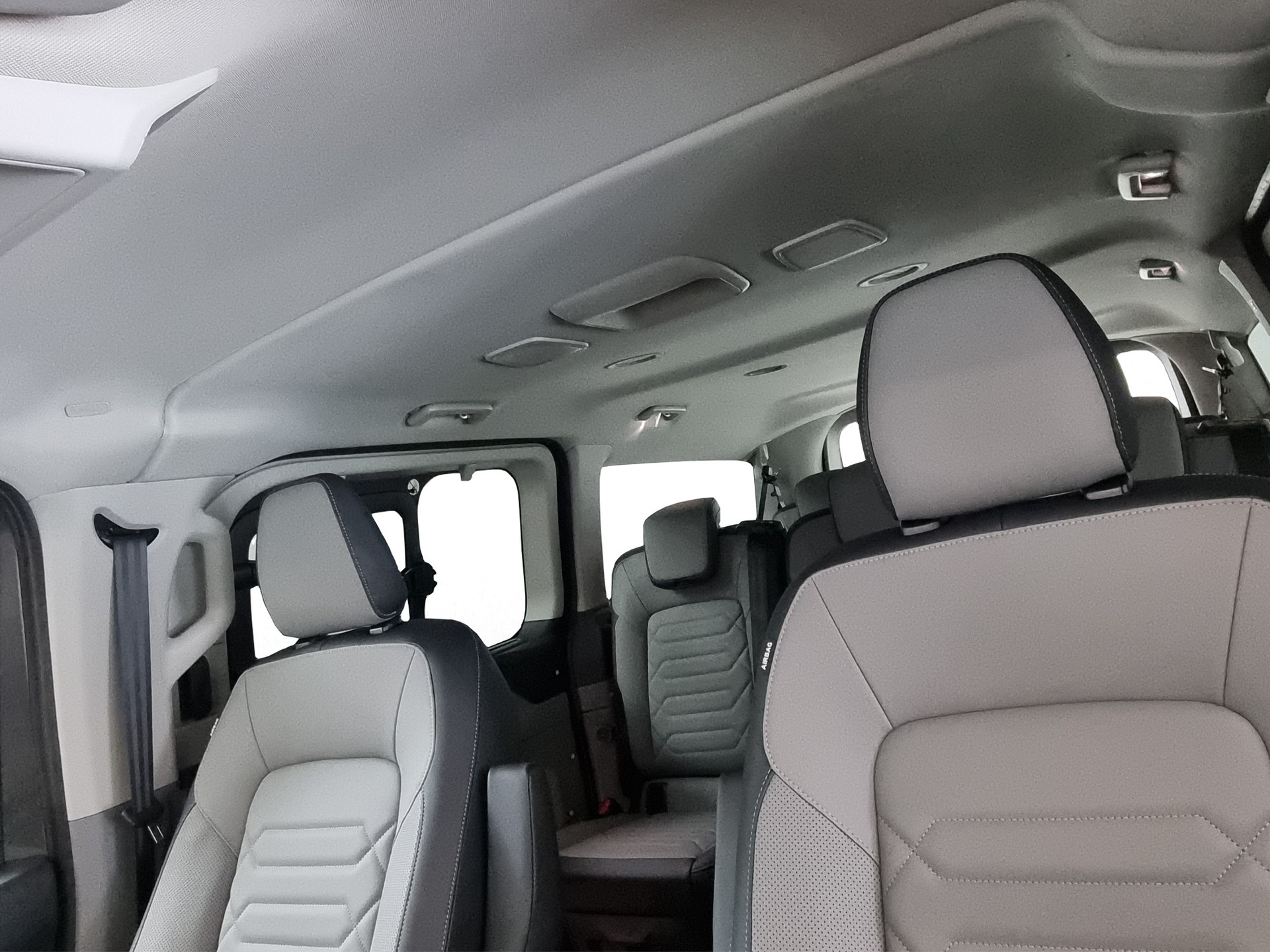 FORD Tourneo Custom Titanium X L2H1 8-Plätzer-image-12