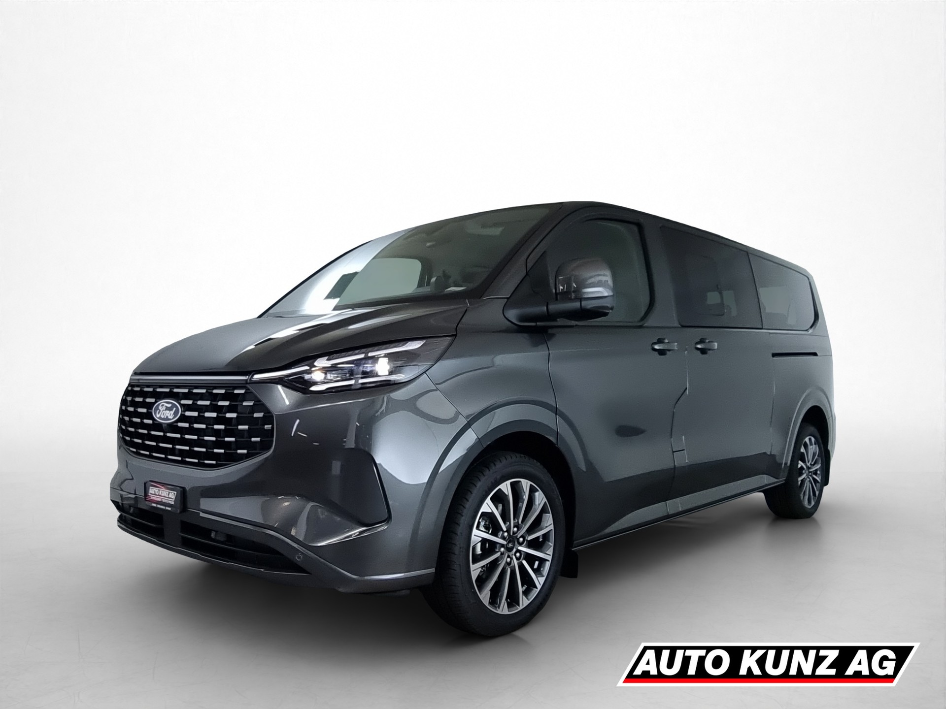 FORD Tourneo Custom Titanium X L2H1 8-Plätzer