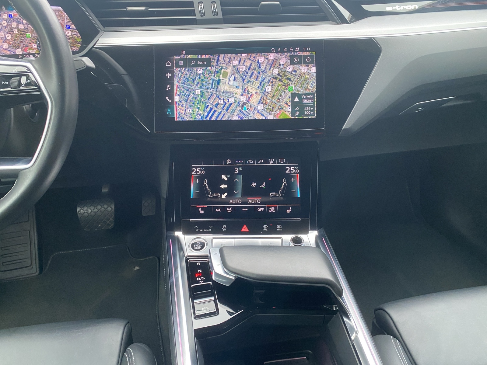 AUDI e-tron 50 Sportback Attraction quattro-image-10
