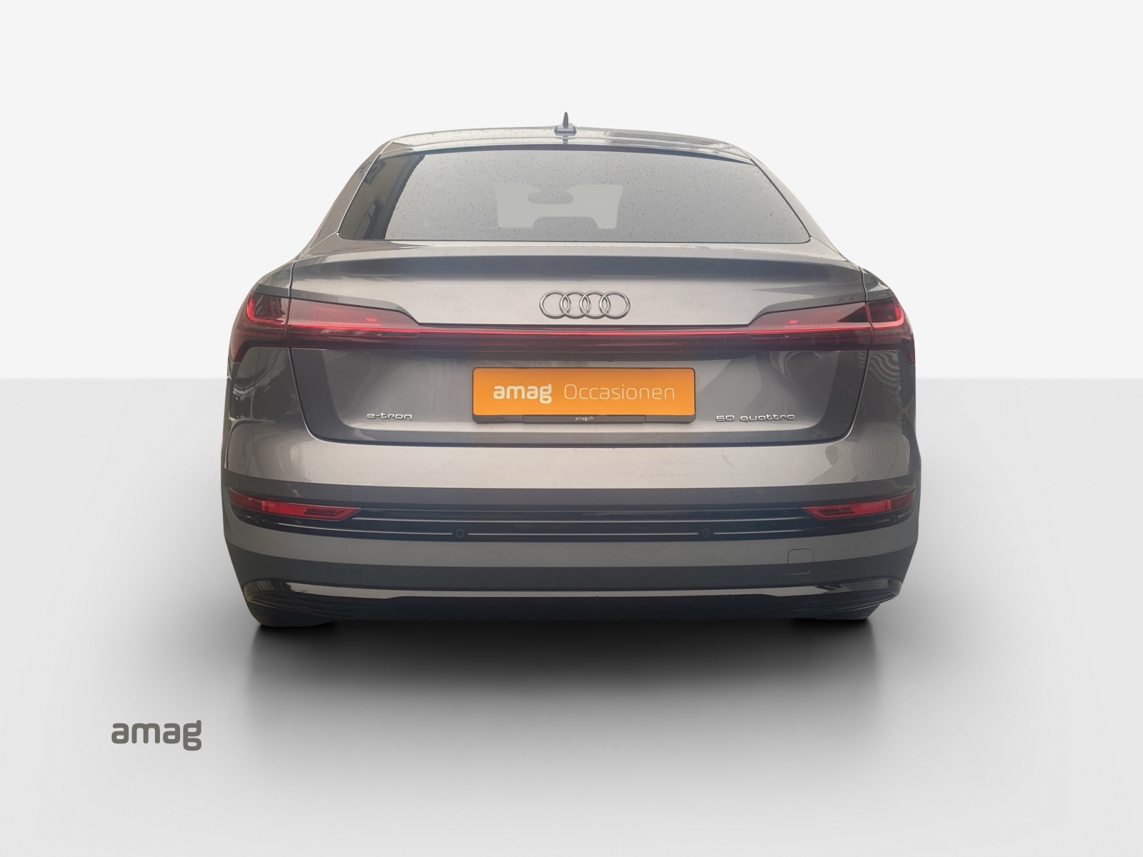 AUDI e-tron 50 Sportback Attraction quattro-showroom-element-3