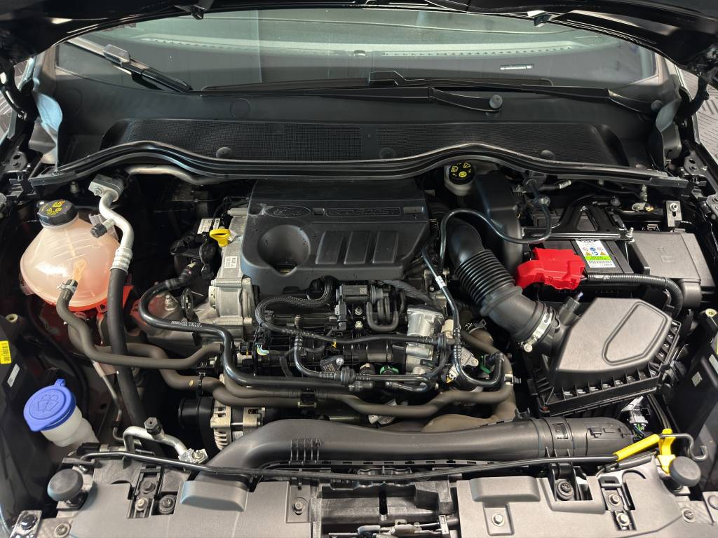 FORD Fiesta 1.0 SCTi ST Line-image-10