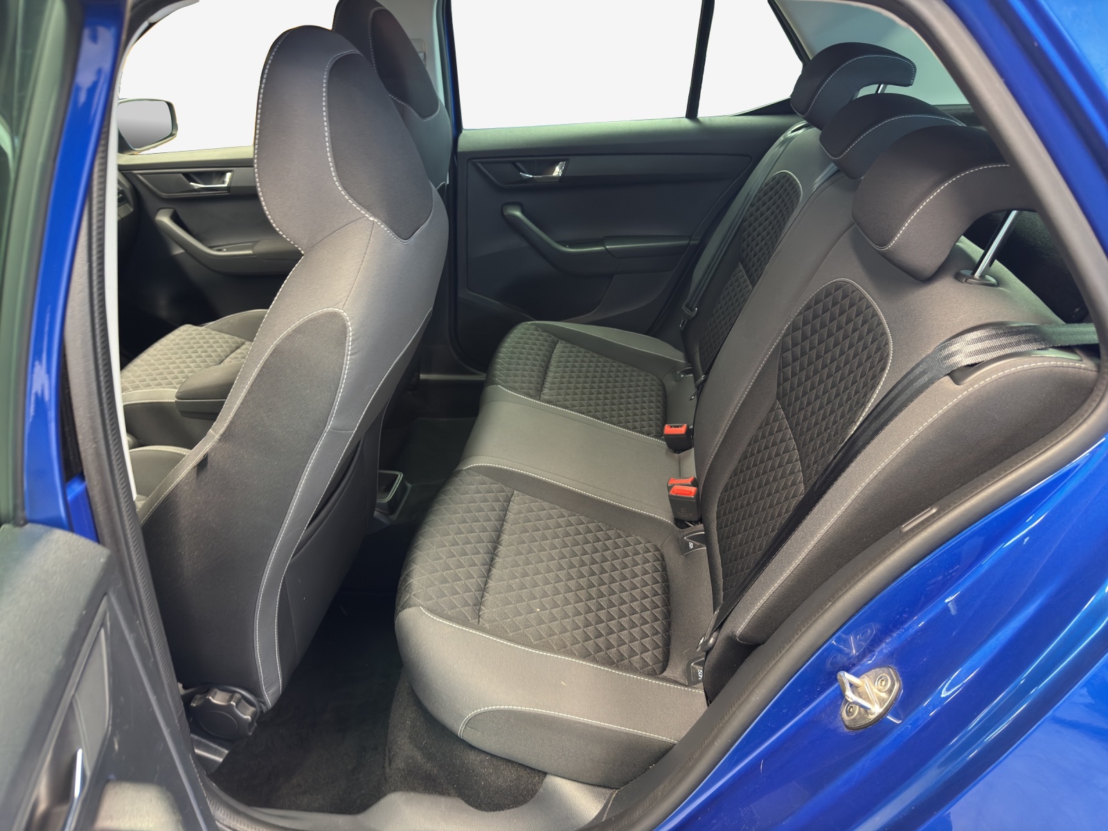 SKODA Fabia 1.0 TSI Style DSG-image-11