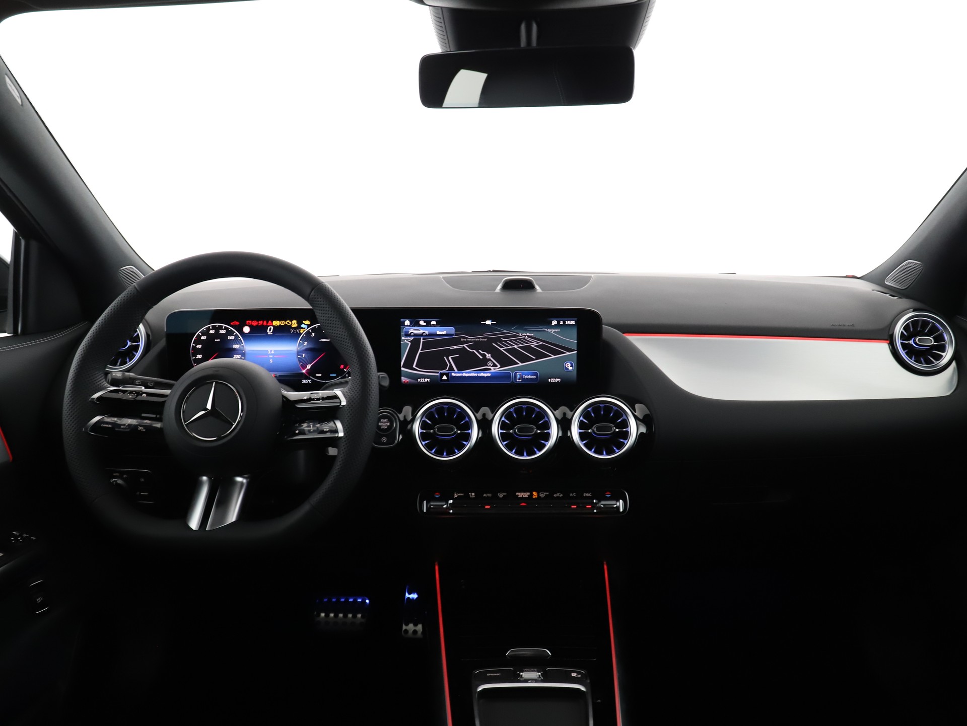 MERCEDES-BENZ GLA 200 Night Star 7G-D-image-12
