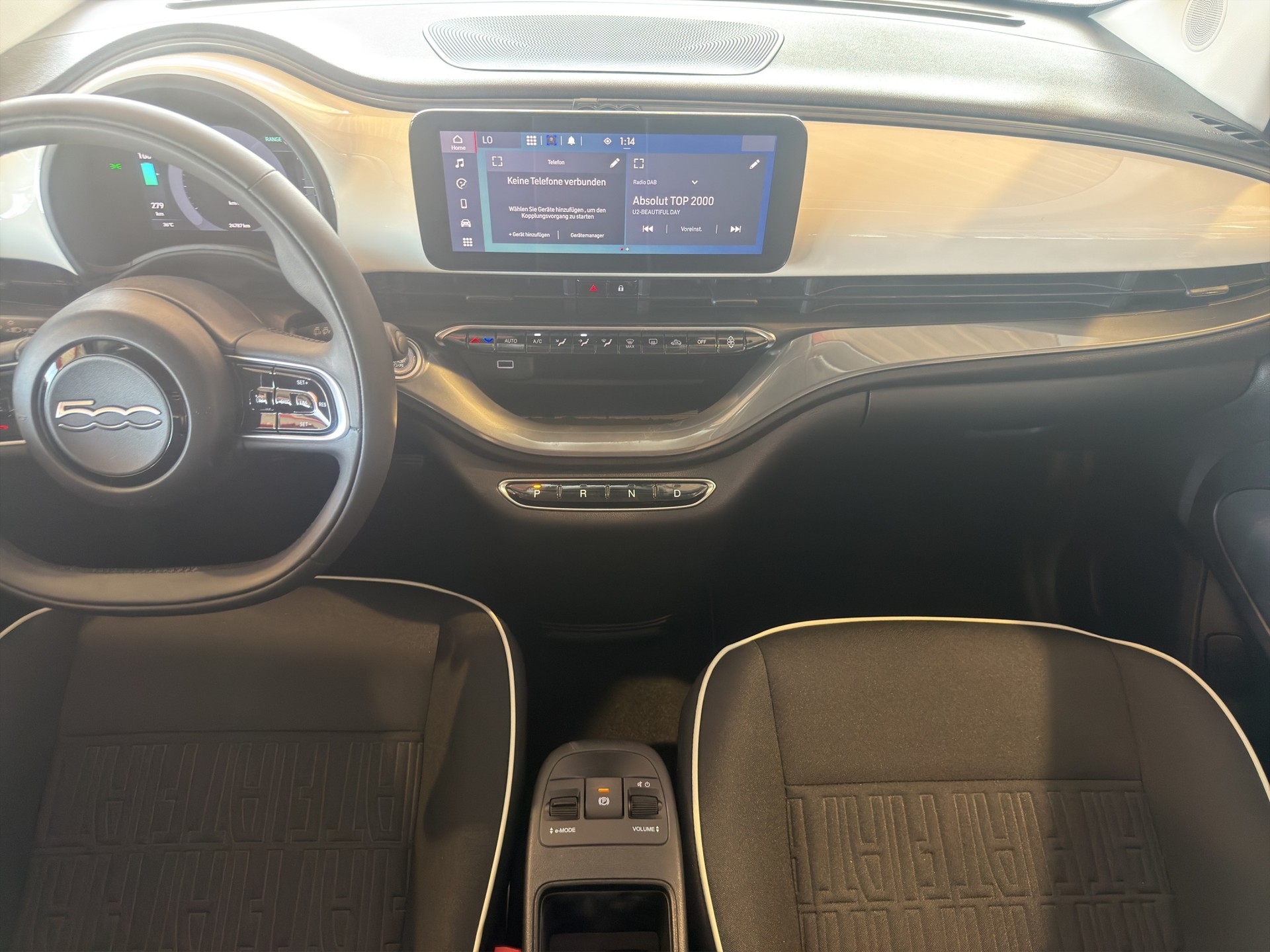 FIAT 500 Electric Cult 320KM Pack Comfort-image-19