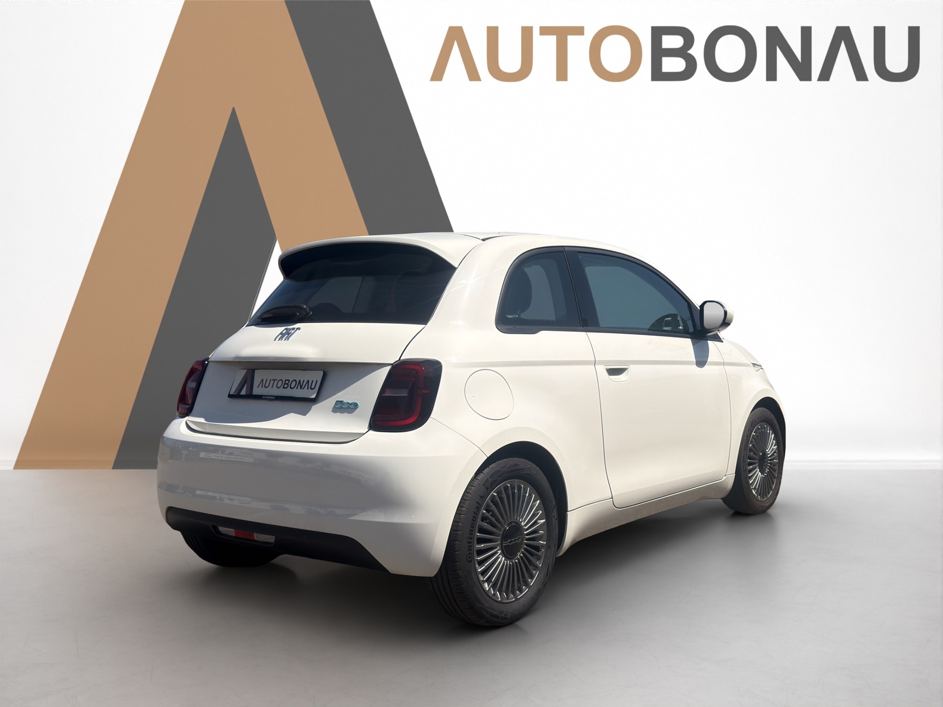 FIAT 500 Electric Cult 320KM Pack Comfort-image-54
