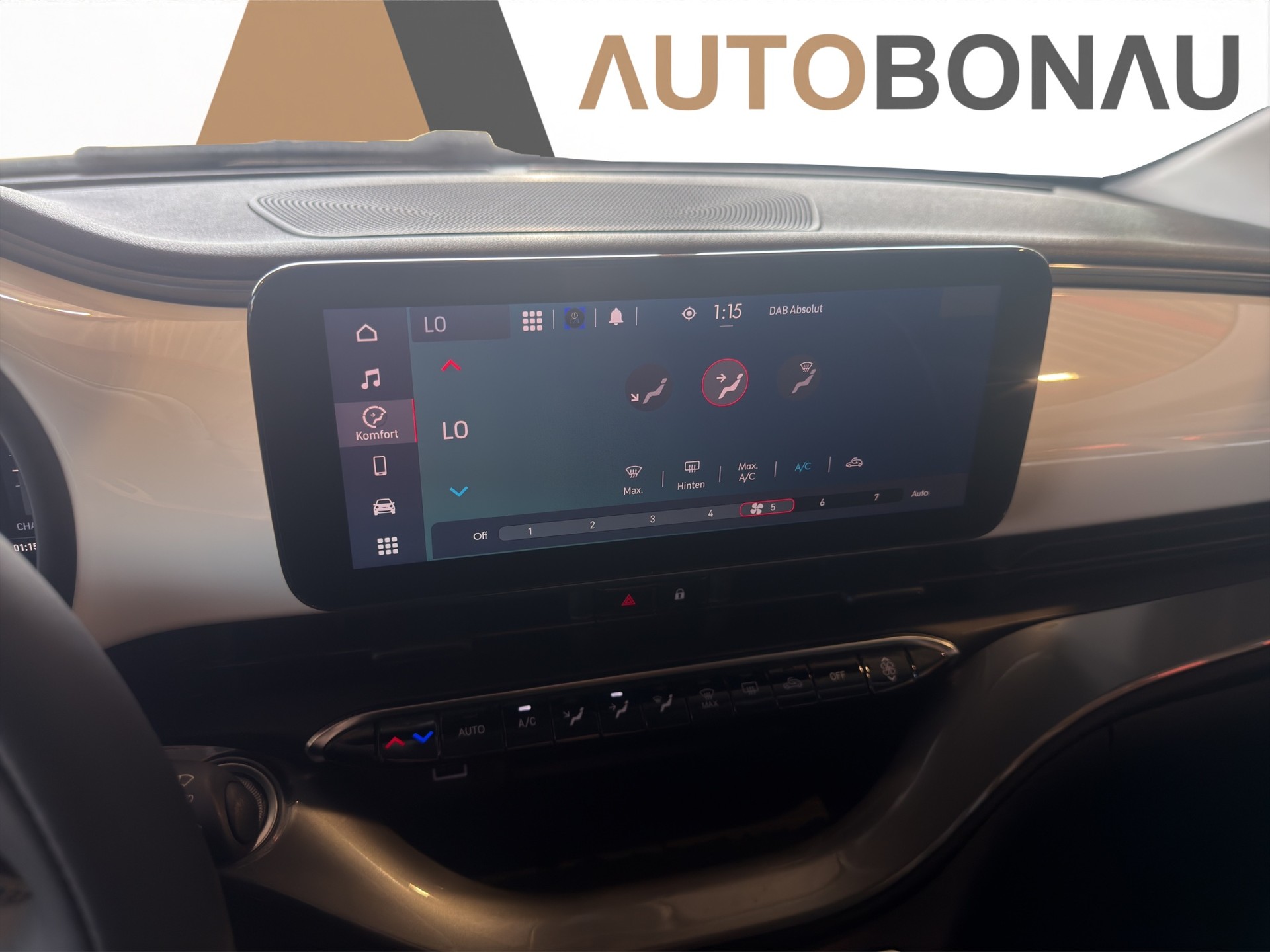 FIAT 500 Electric Cult 320KM Pack Comfort-image-21