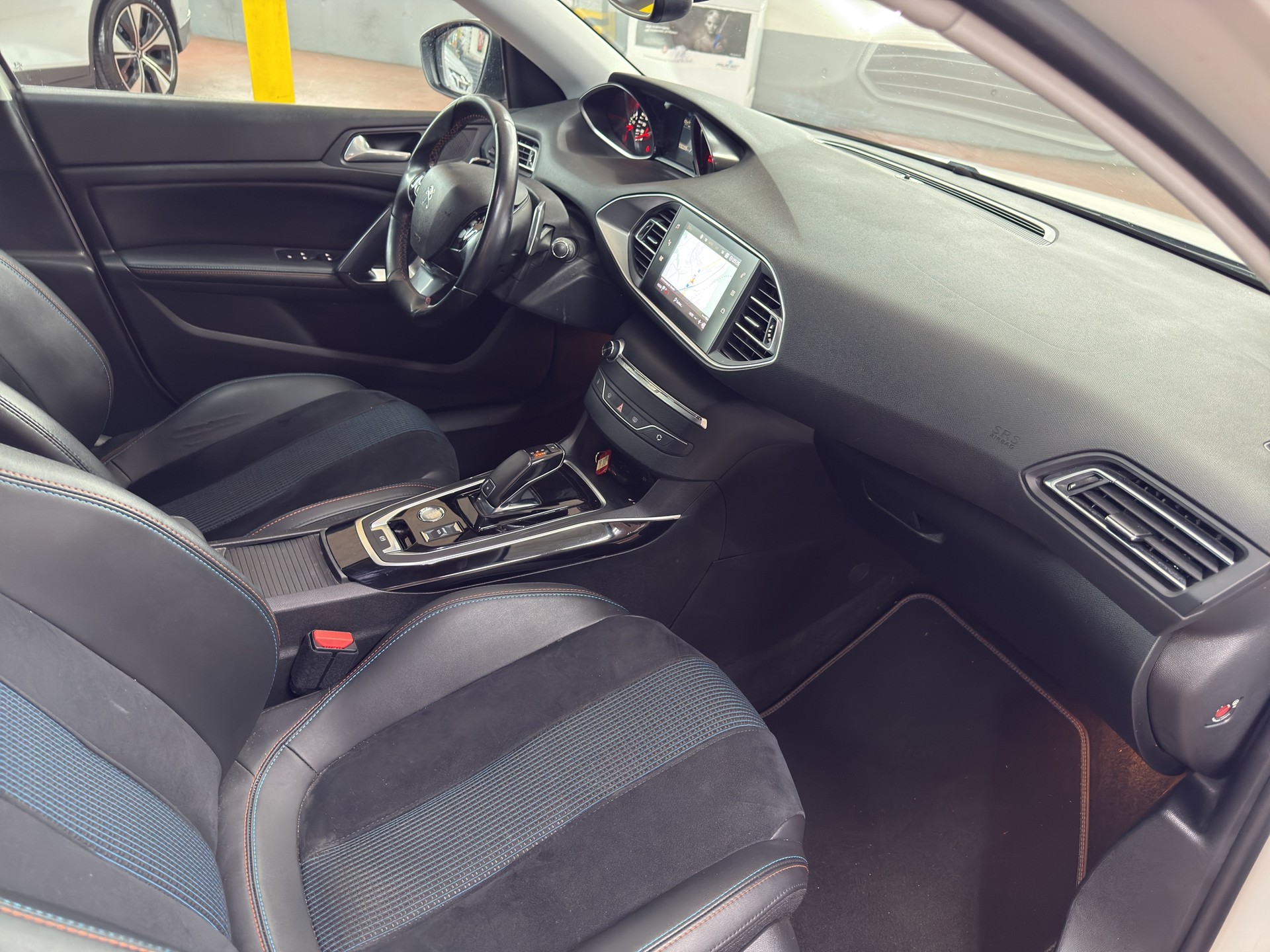 PEUGEOT 308 SW 1.5 BlueHDI Tech Edition EAT8-image-7