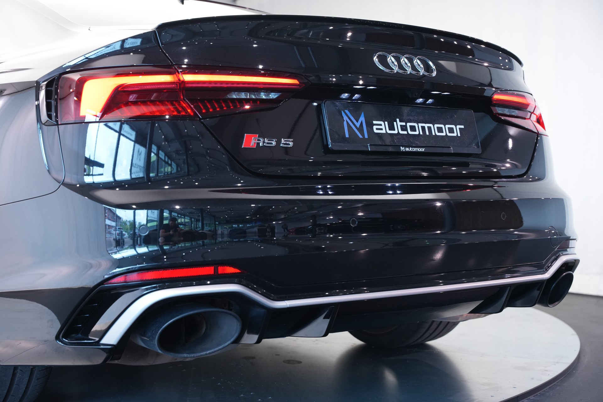 AUDI RS5 Coupé 2.9 TFSI quattro tiptronic *CH-Fahrzeug* *Head-Up* *Assistenzpaket*-image-49