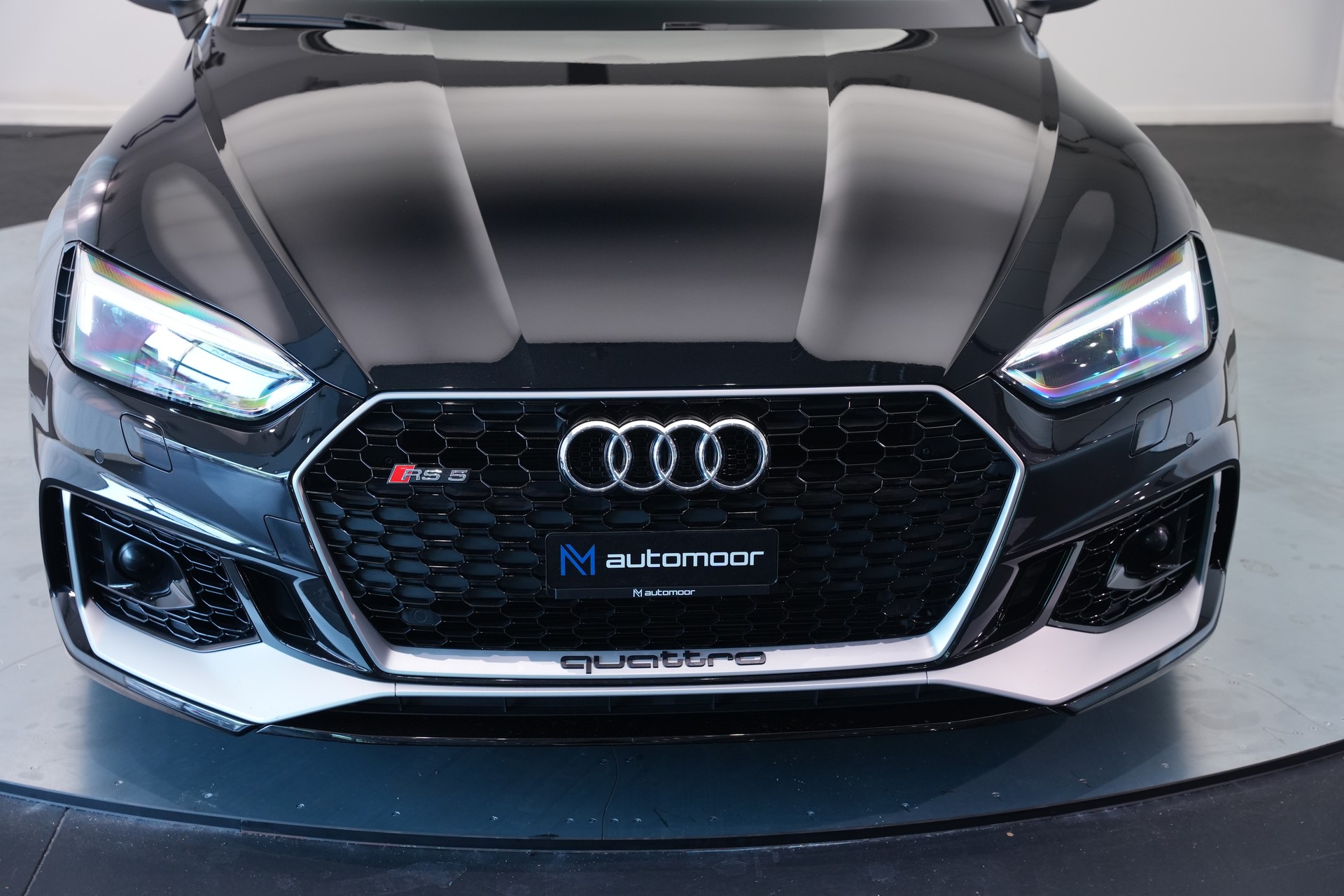 AUDI RS5 Coupé 2.9 TFSI quattro tiptronic *CH-Fahrzeug* *Head-Up* *Assistenzpaket*-image-46