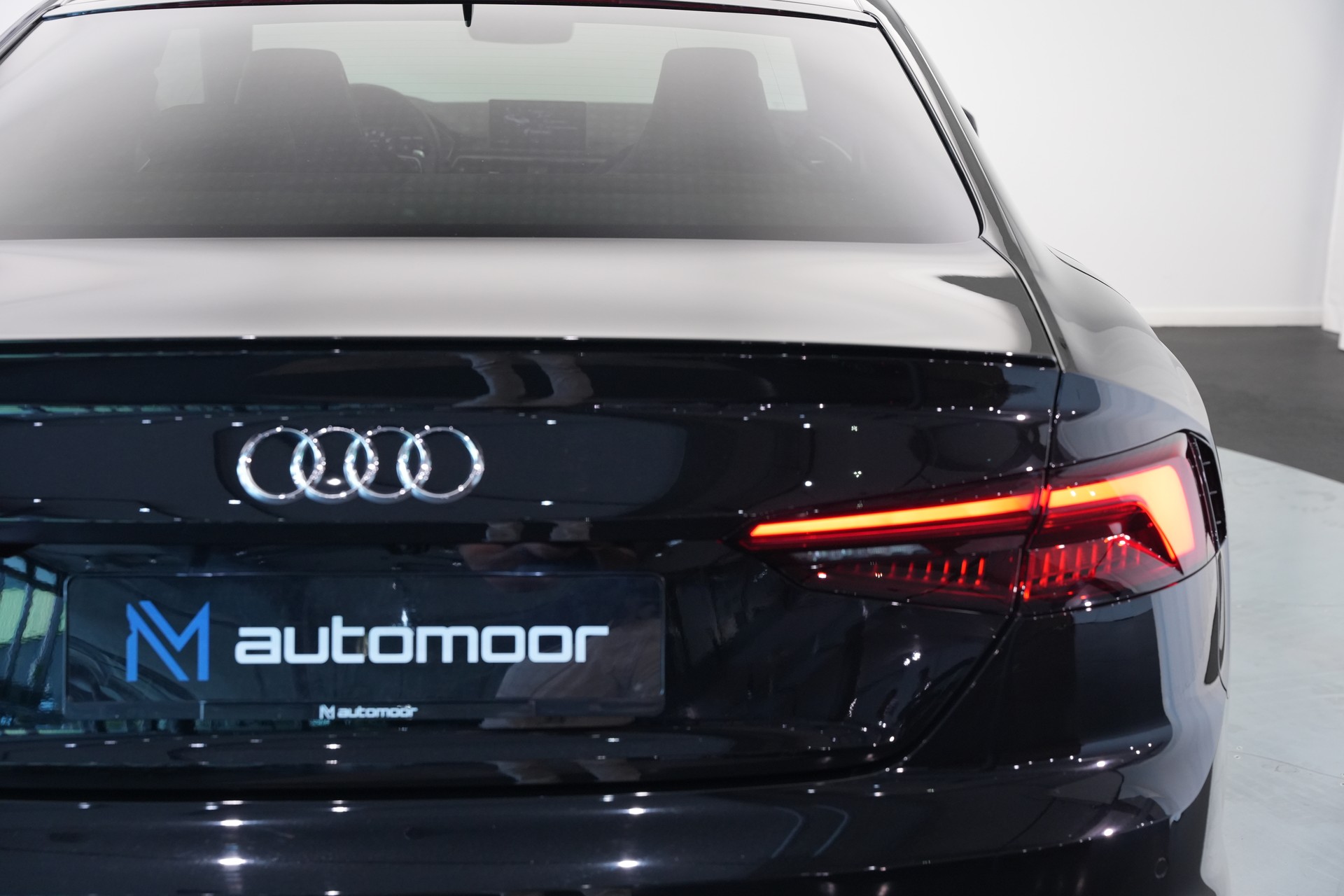 AUDI RS5 Coupé 2.9 TFSI quattro tiptronic *CH-Fahrzeug* *Head-Up* *Assistenzpaket*-image-50