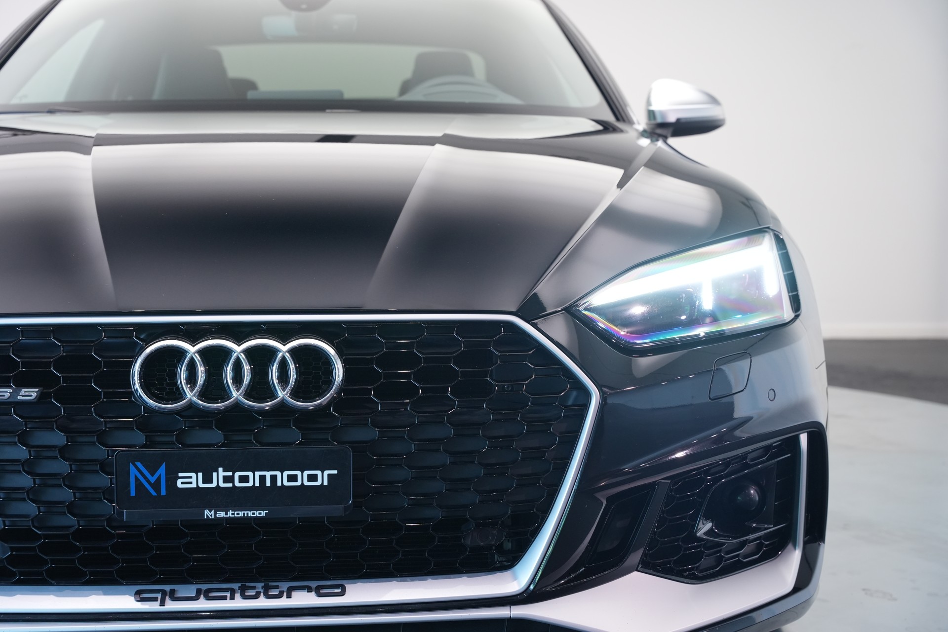 AUDI RS5 Coupé 2.9 TFSI quattro tiptronic *CH-Fahrzeug* *Head-Up* *Assistenzpaket*-image-43