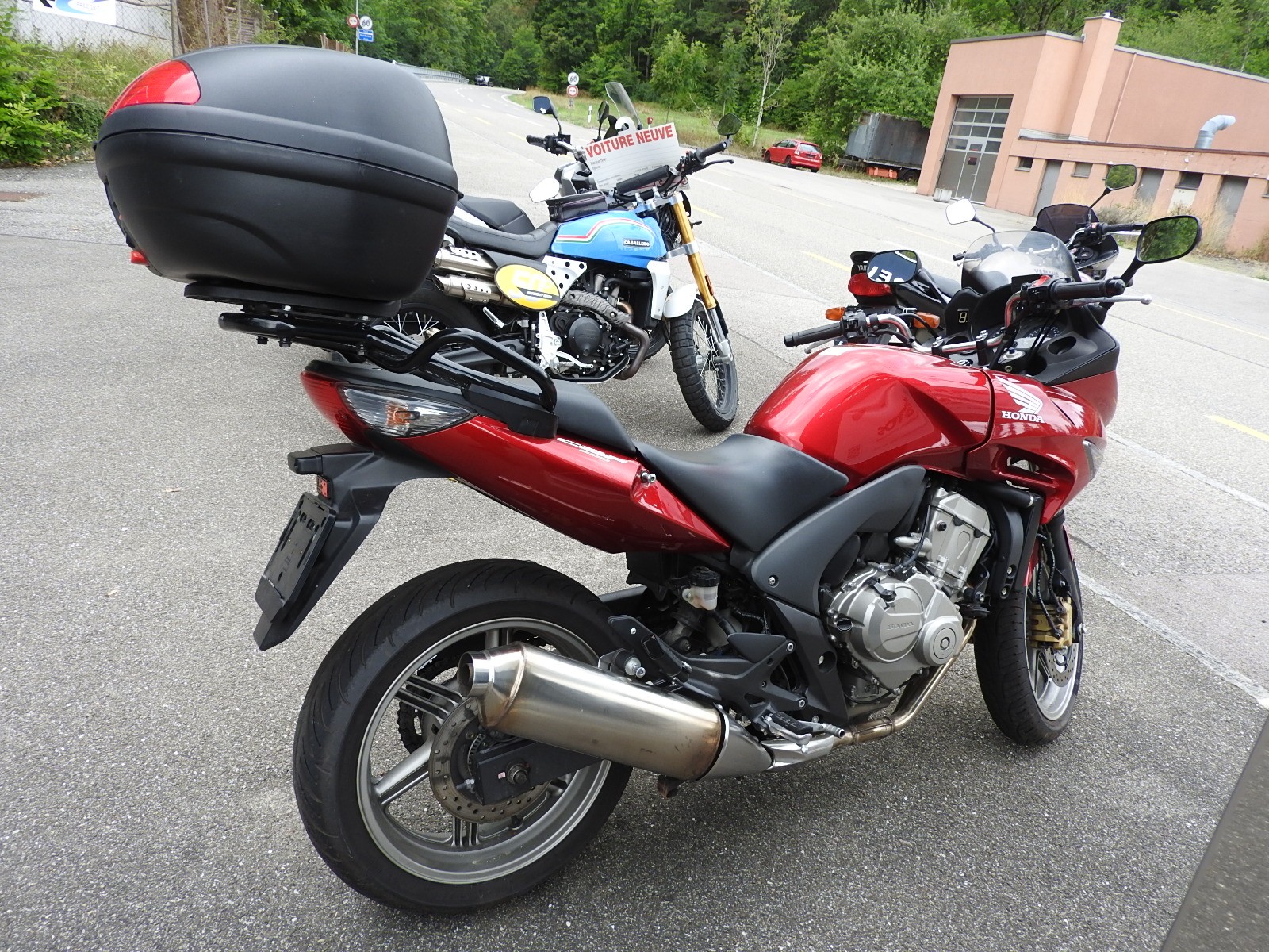 HONDA CBF 600 SA ABS-image-2