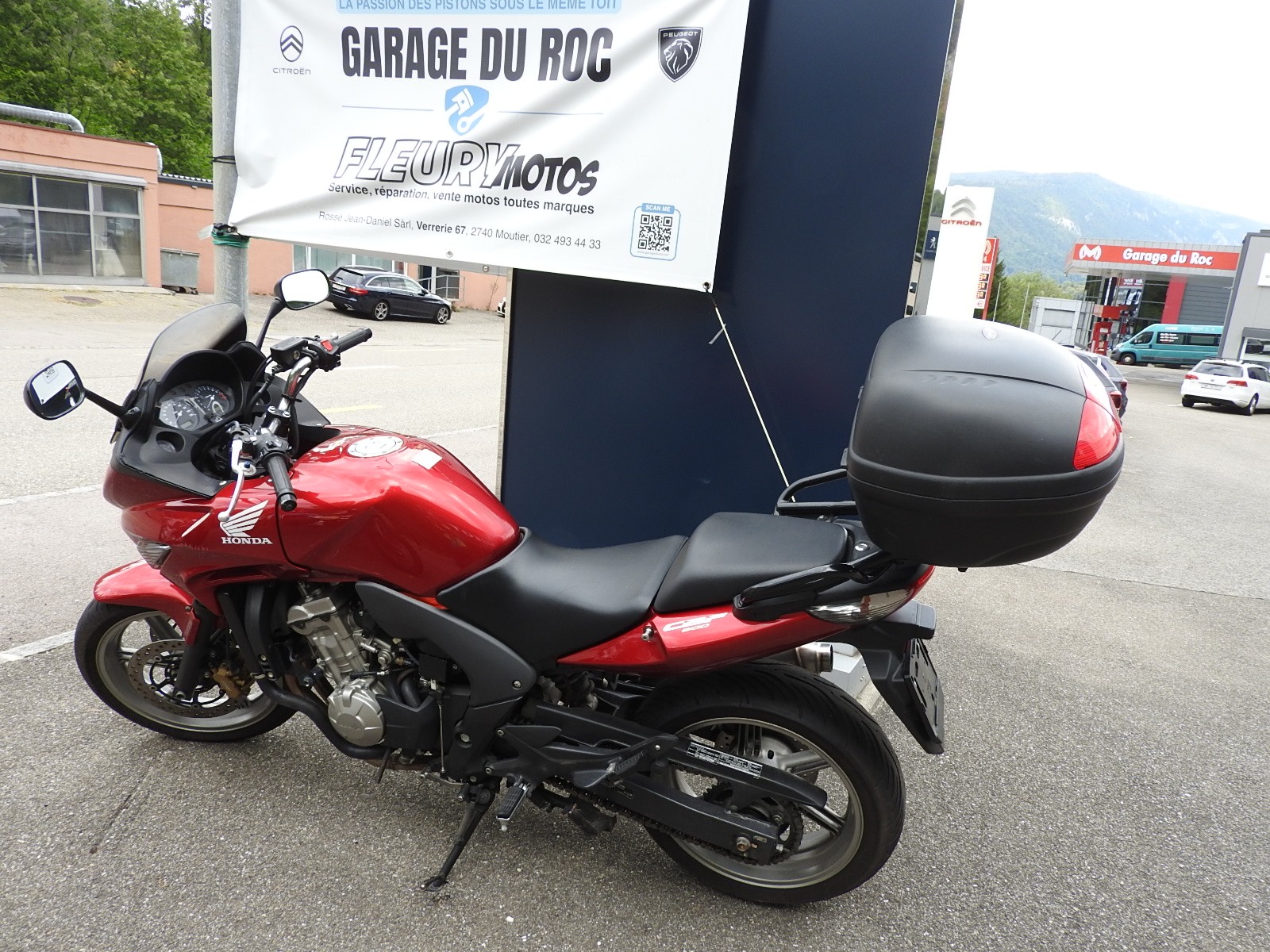 HONDA CBF 600 SA ABS-image-1