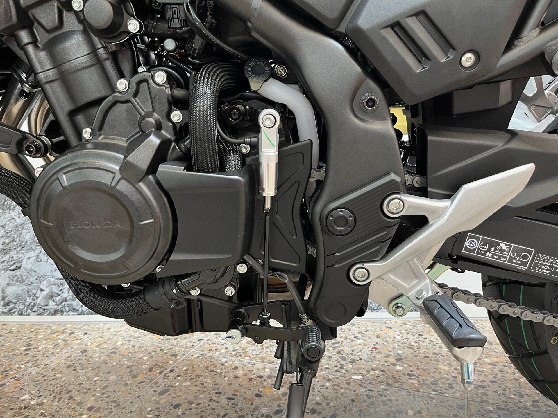 HONDA NX500 ABS e-clutch-image-4