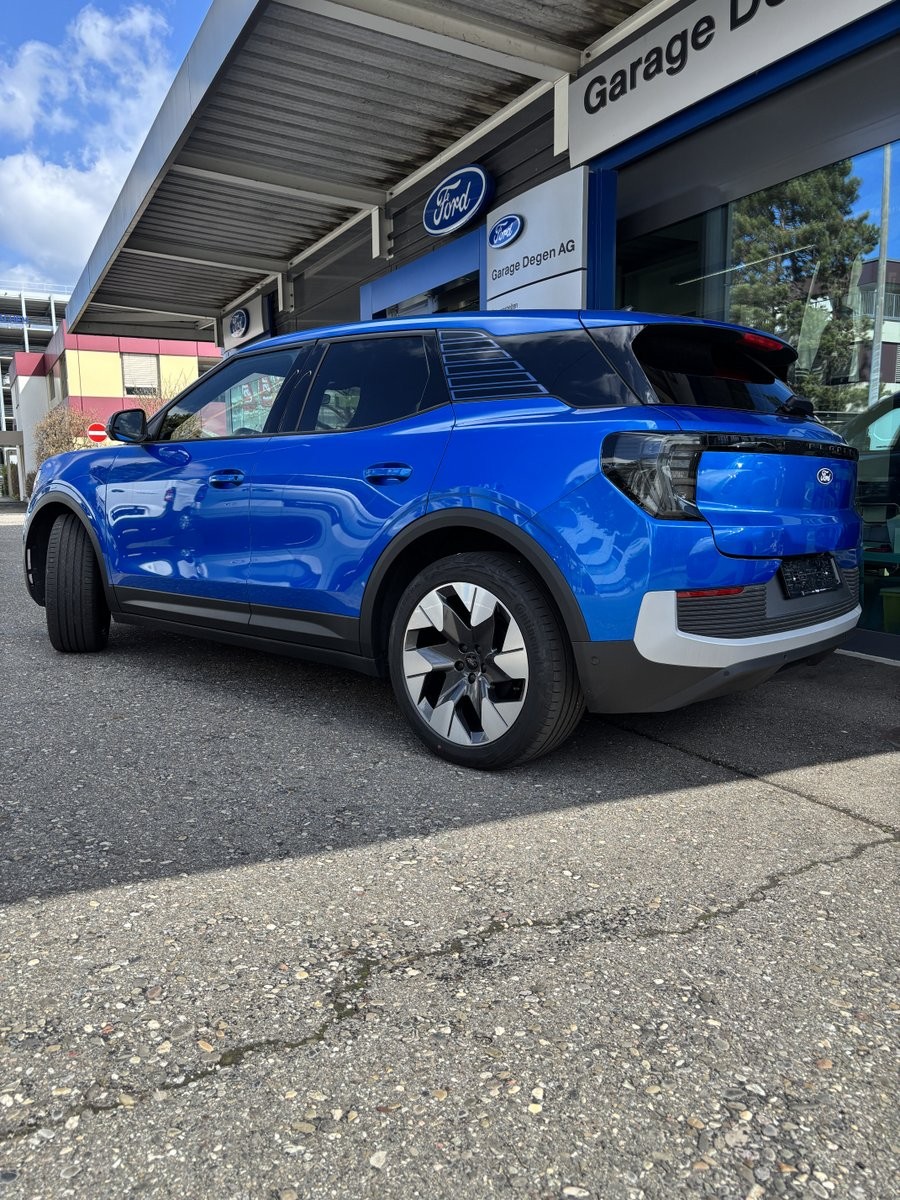 FORD Explorer Extended Range Premium-showroom-element-1