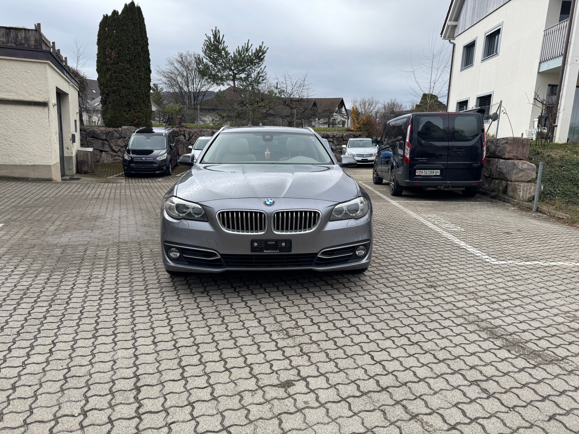 BMW 530d Touring xDrive Modern Line Steptronic