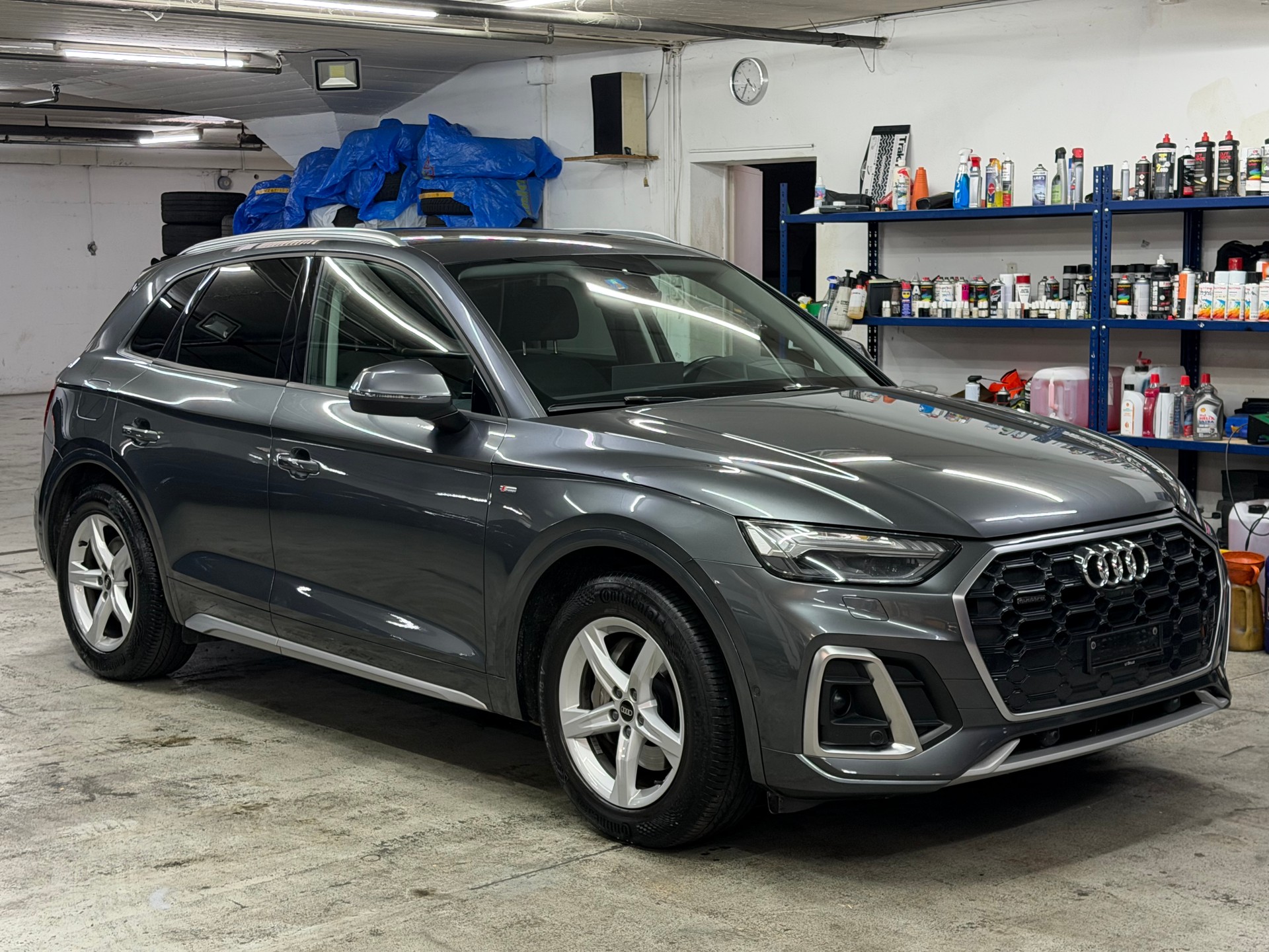 AUDI Q5 Sportback 40 TDI S line quattro S-tronic-image-2