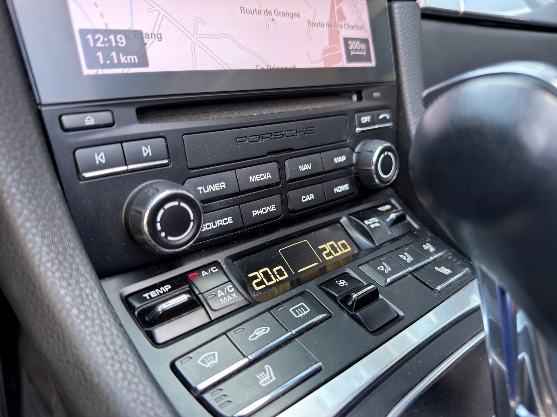 PORSCHE 718 Boxster 2.0 PDK-image-18