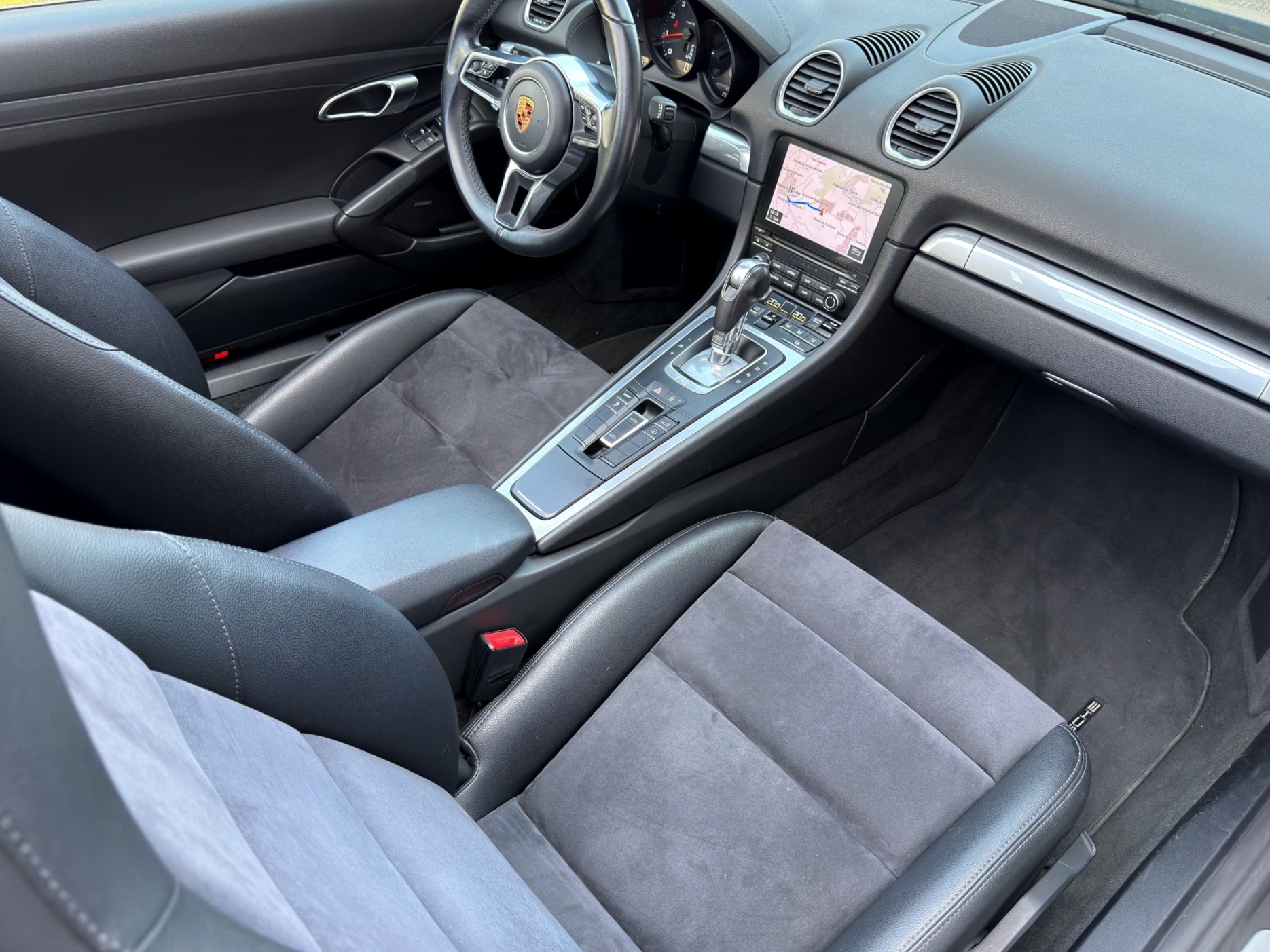 PORSCHE 718 Boxster 2.0 PDK-image-21