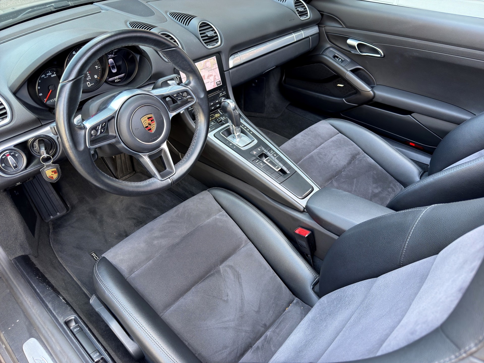 PORSCHE 718 Boxster 2.0 PDK-image-12