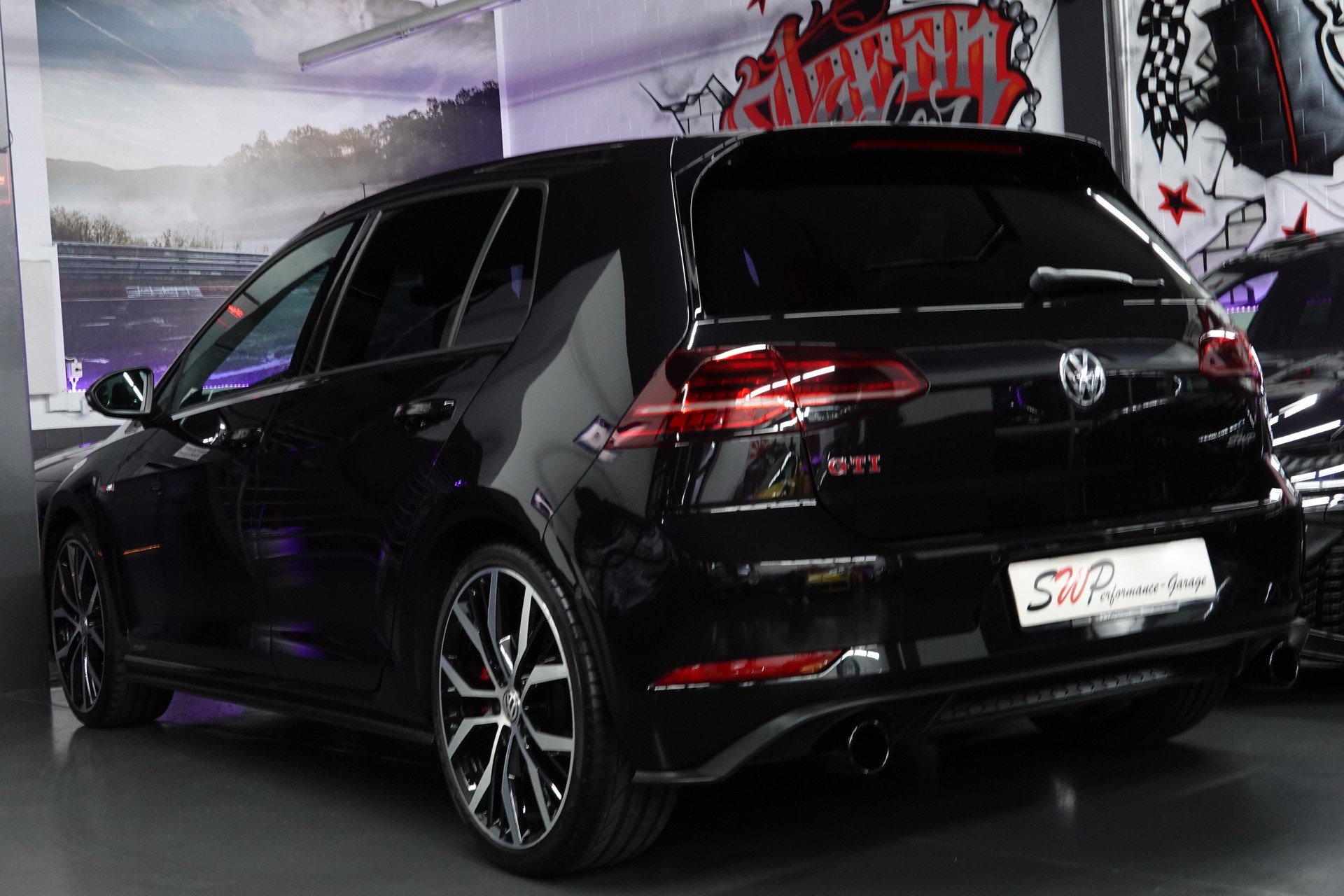 VW GOLF 2.0 TSI GTI PERFORMANCE DSG CH-FZ ON TOP-image-9