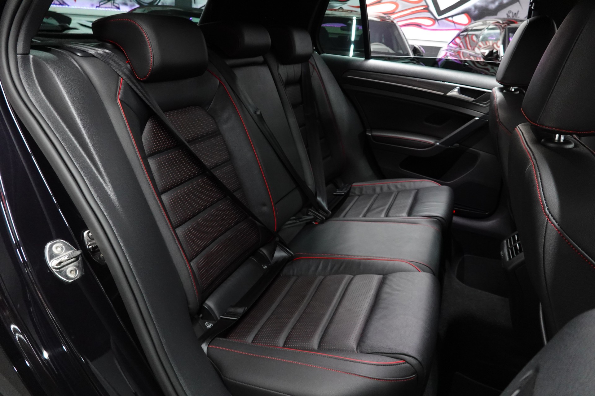 VW GOLF 2.0 TSI GTI PERFORMANCE DSG CH-FZ ON TOP-image-31