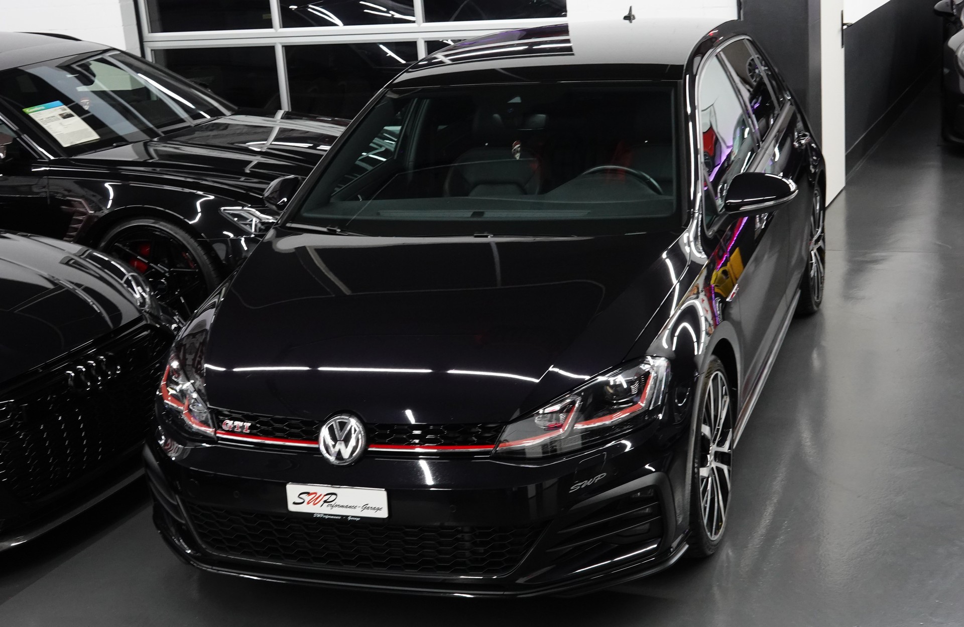 VW GOLF 2.0 TSI GTI PERFORMANCE DSG CH-FZ ON TOP-showroom-element-2