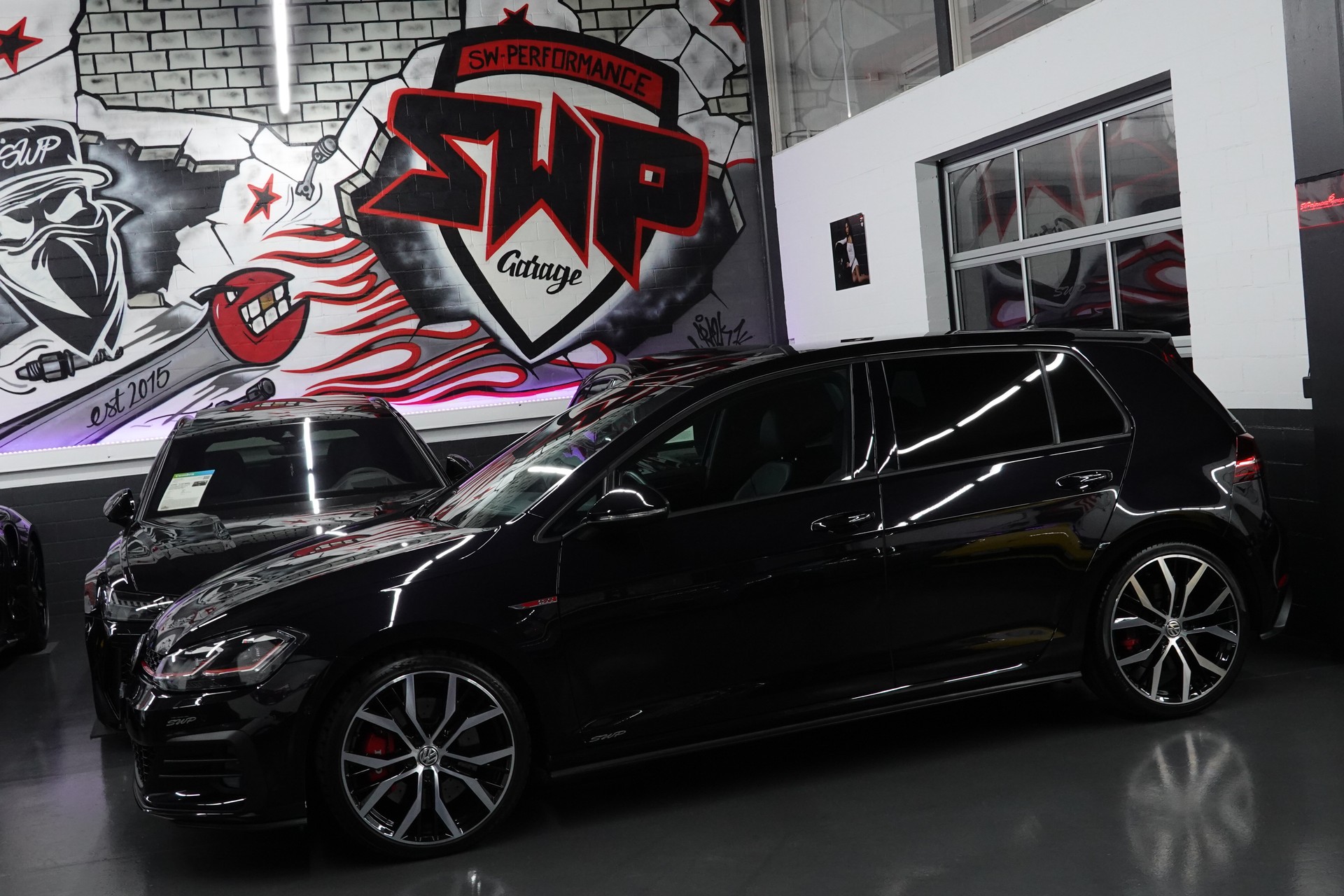 VW GOLF 2.0 TSI GTI PERFORMANCE DSG CH-FZ ON TOP-showroom-element-1