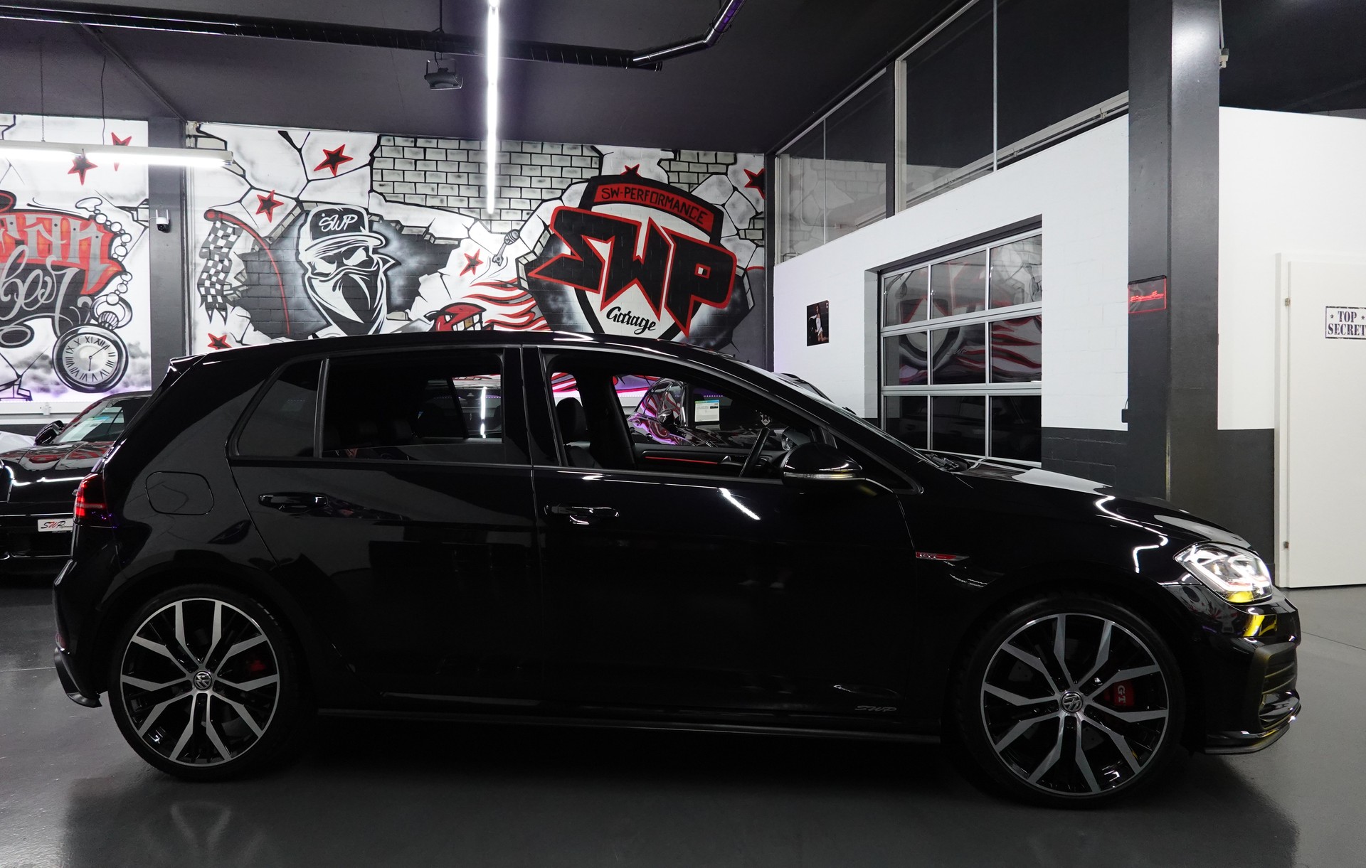 VW GOLF 2.0 TSI GTI PERFORMANCE DSG CH-FZ ON TOP-image-37