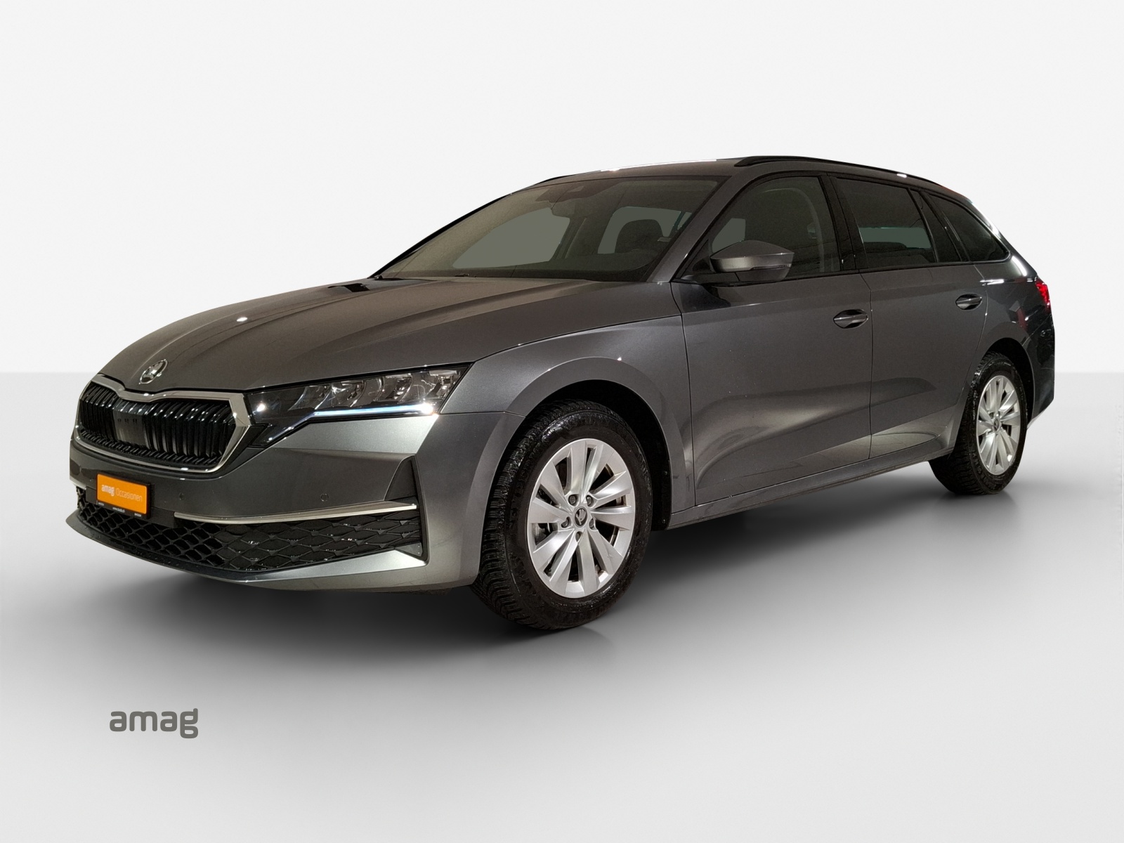 SKODA Octavia Combi 1.5 TSI mHEV DSG Dynamic