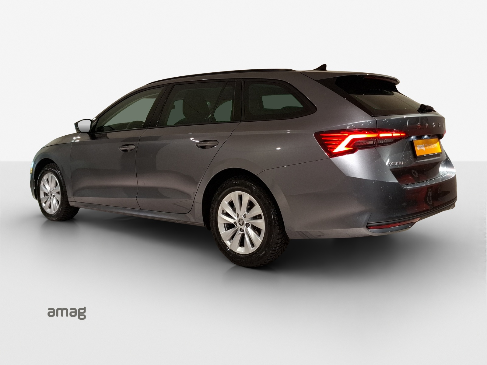 SKODA Octavia Combi 1.5 TSI mHEV DSG Dynamic-showroom-element-2