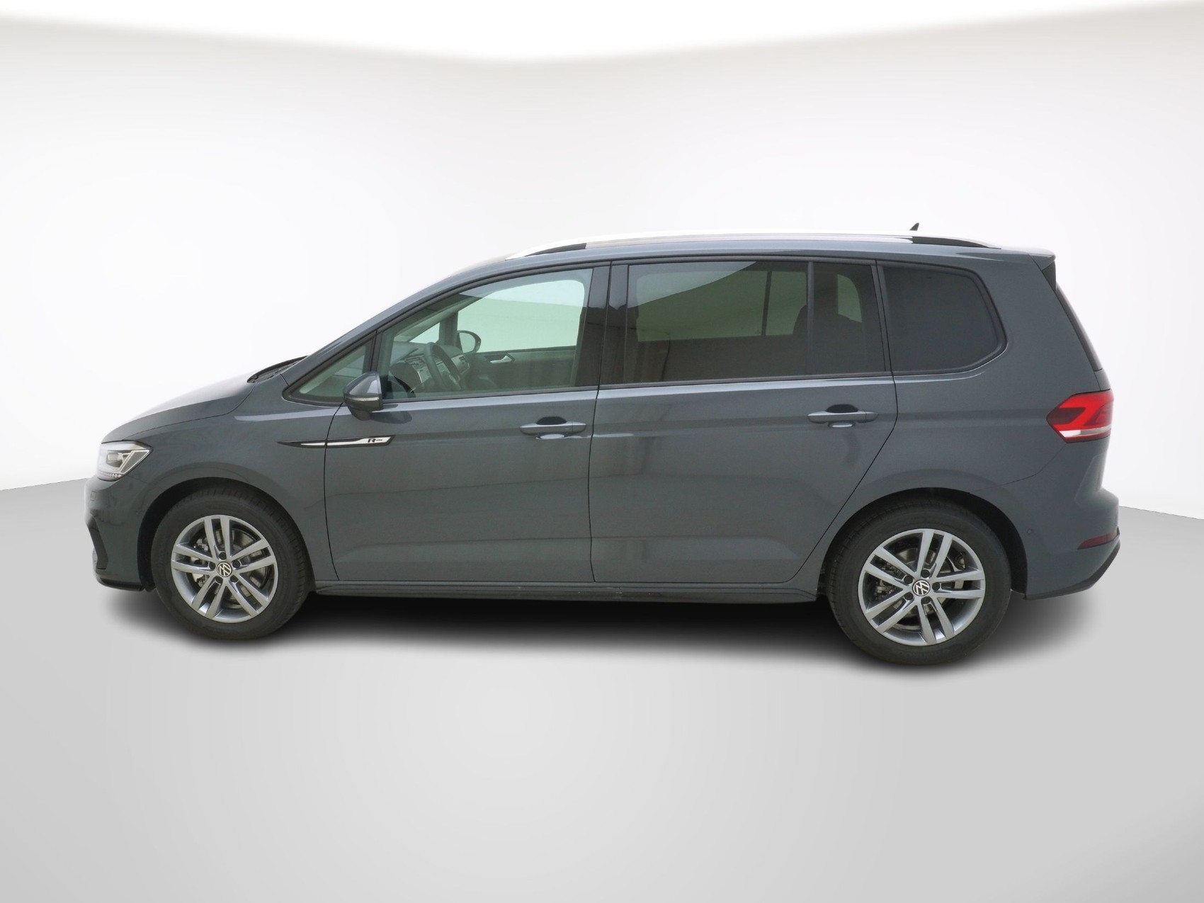 VW Touran 1.5 TSI R-Line DSG-showroom-element-1