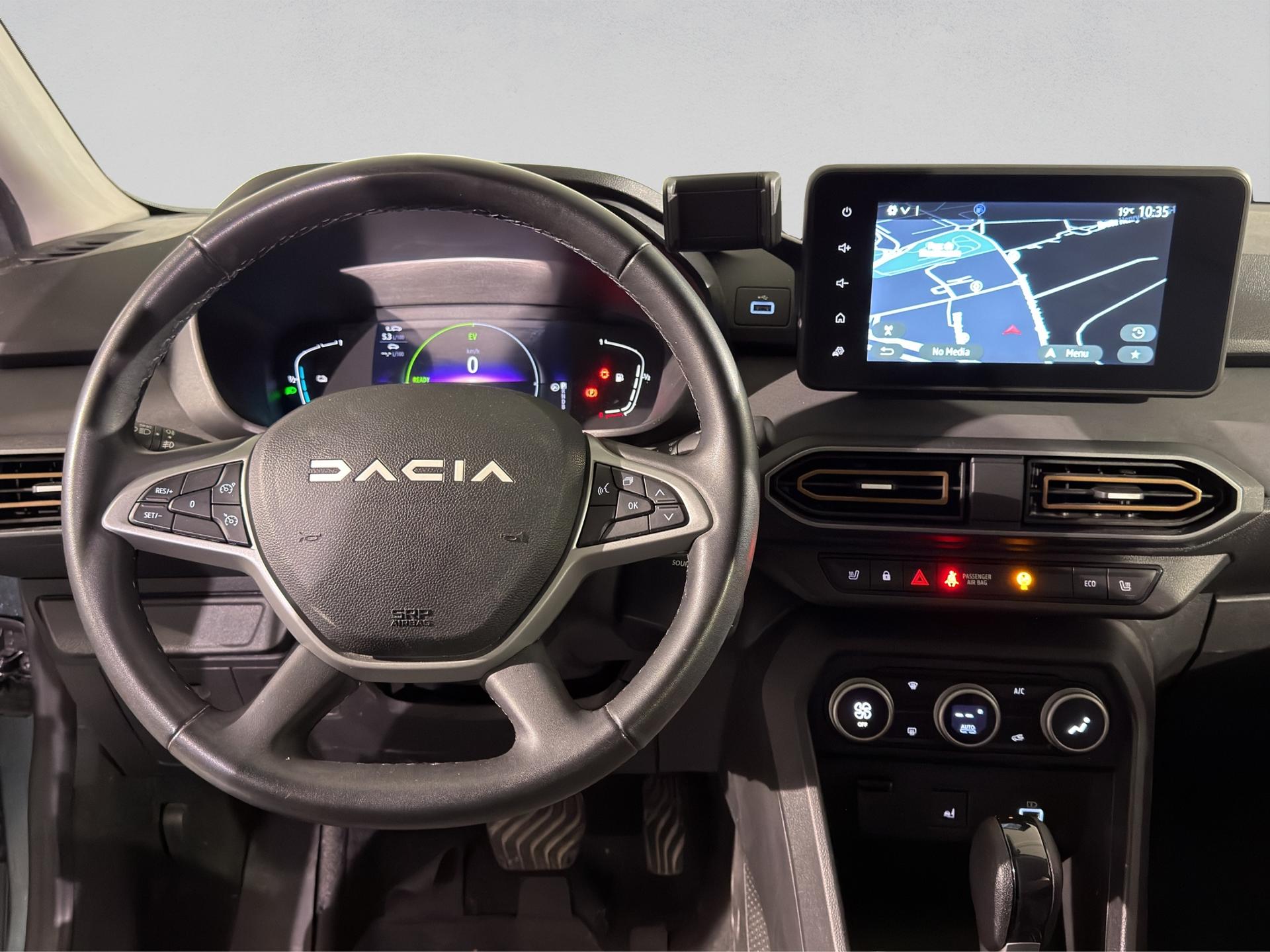 DACIA Jogger HEV 140 Extreme-image-13