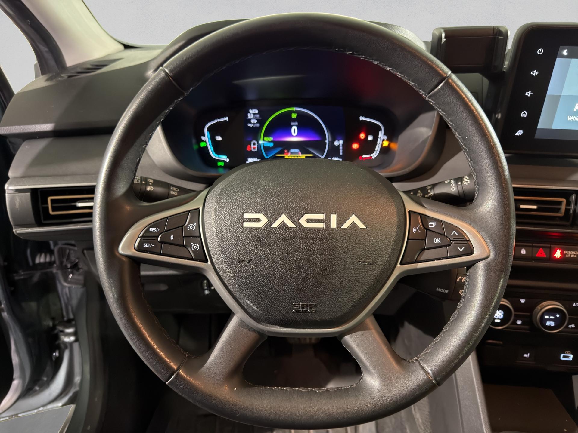 DACIA Jogger HEV 140 Extreme-image-9
