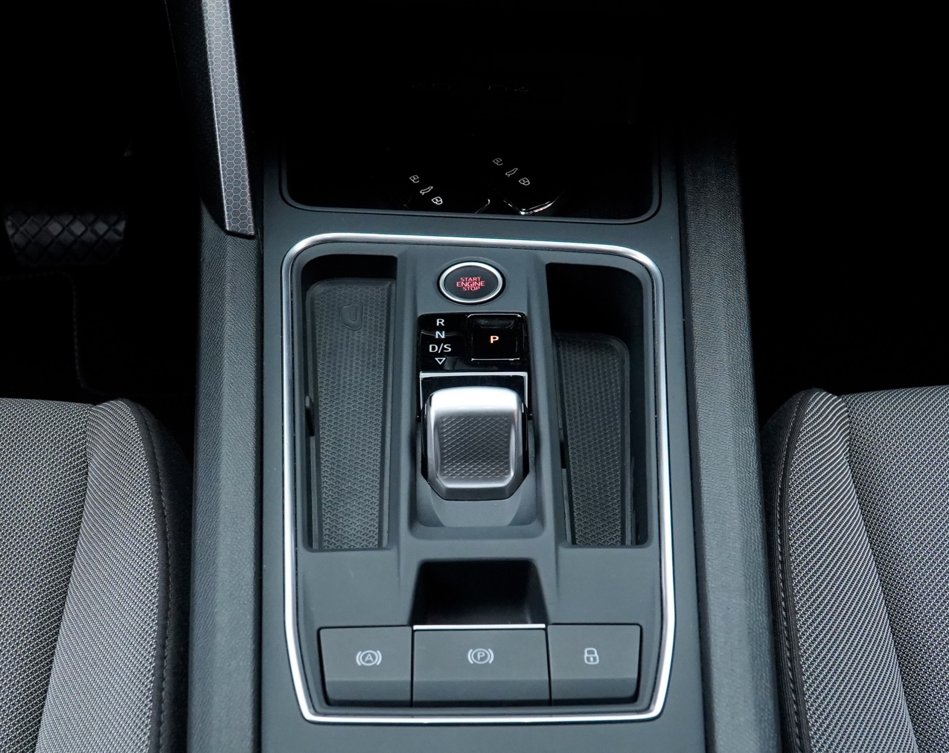 SEAT Leon ST 1.5 eTSI mHEV DSG Style *CH Fahrzeug*-image-9