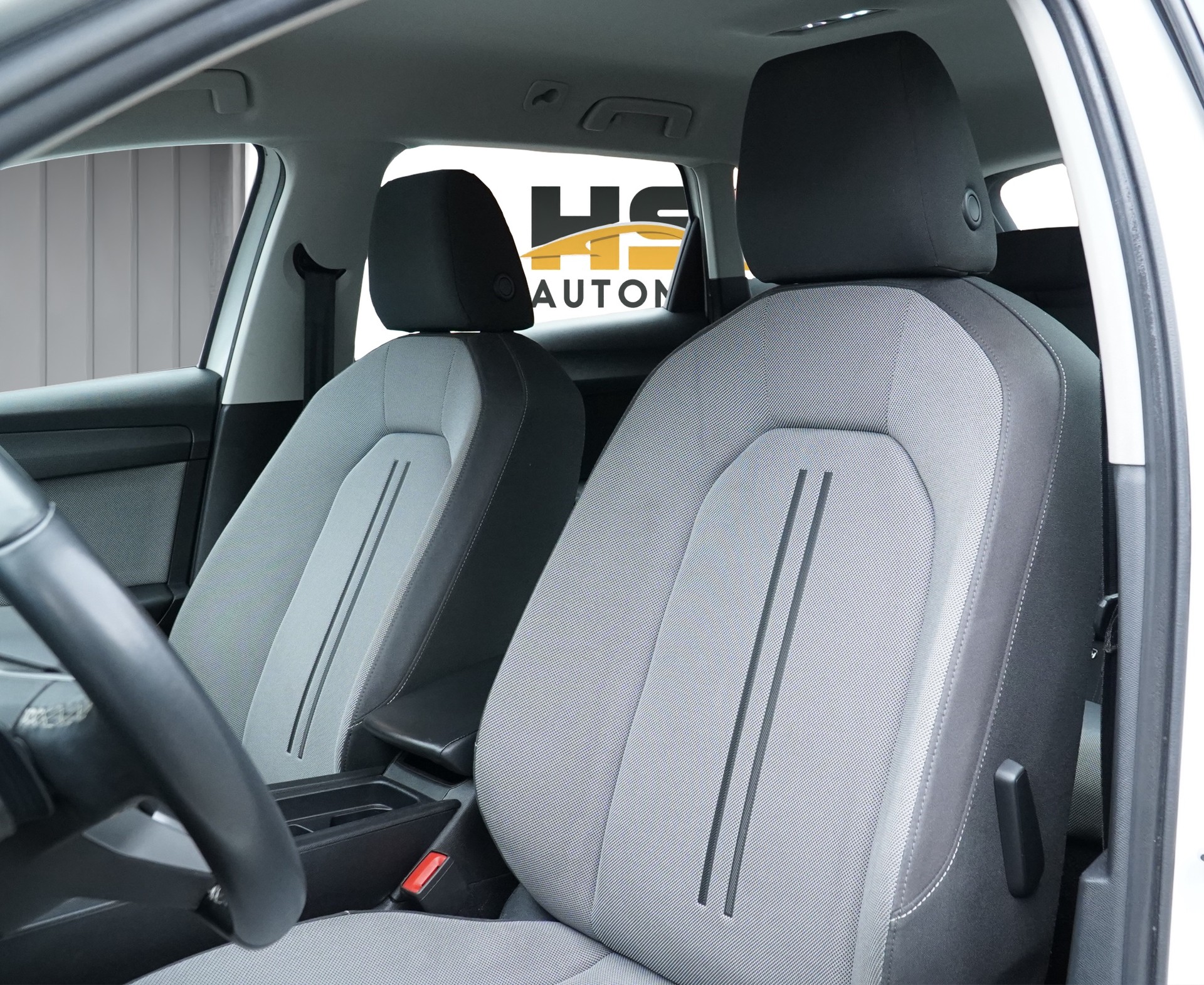 SEAT Leon ST 1.5 eTSI mHEV DSG Style *CH Fahrzeug*-image-10