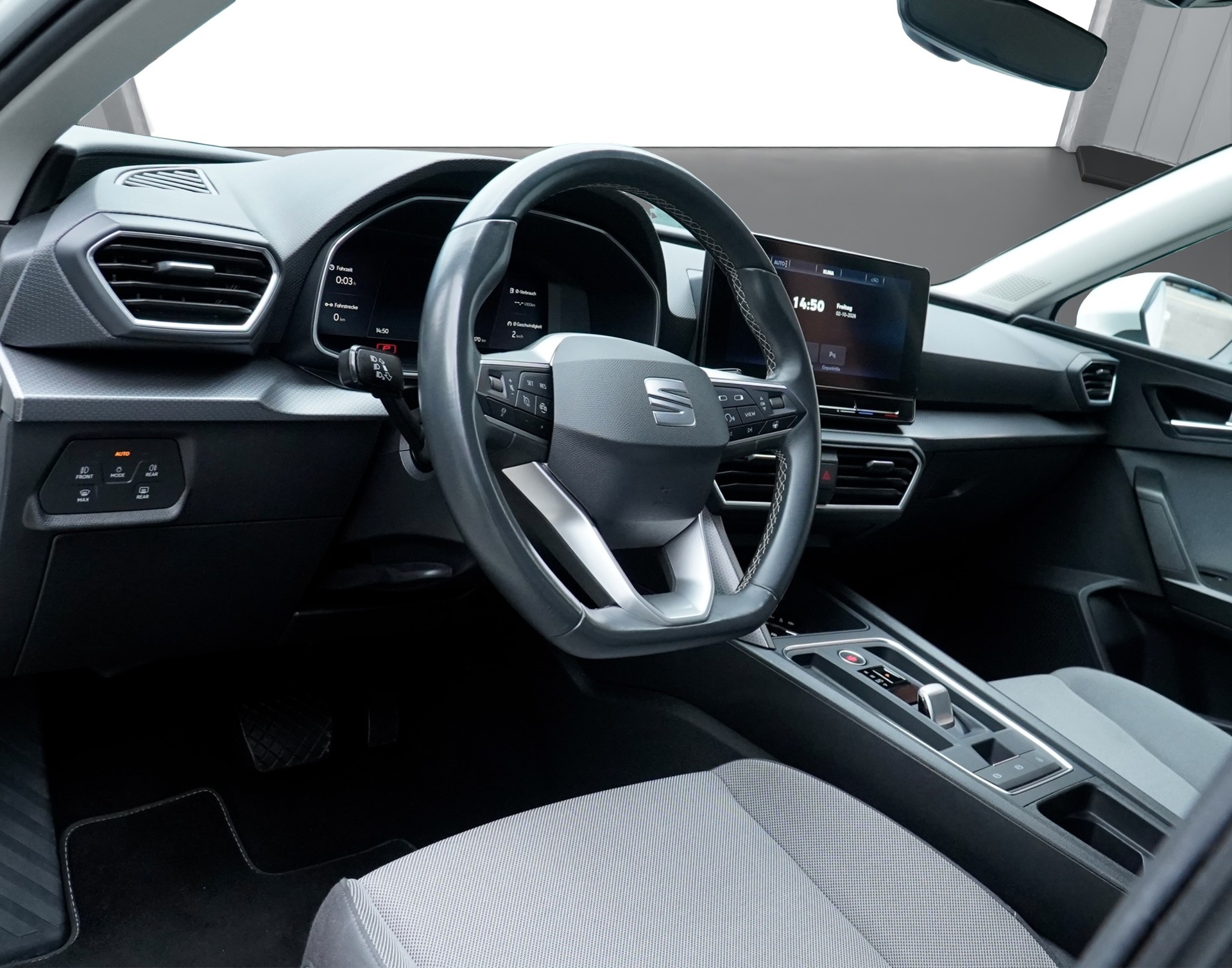 SEAT Leon ST 1.5 eTSI mHEV DSG Style *CH Fahrzeug*-image-8