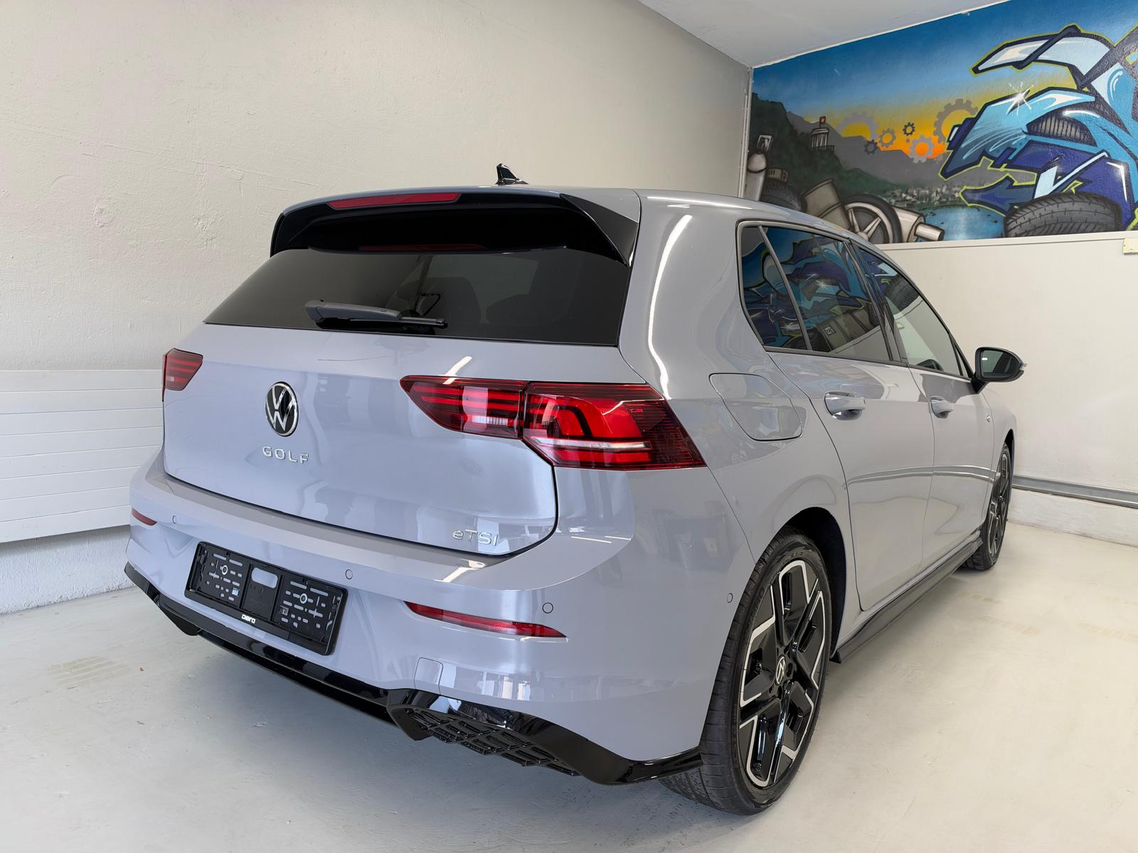VW Golf 1.5 e TSI mHEV R-Line DSG-image-4