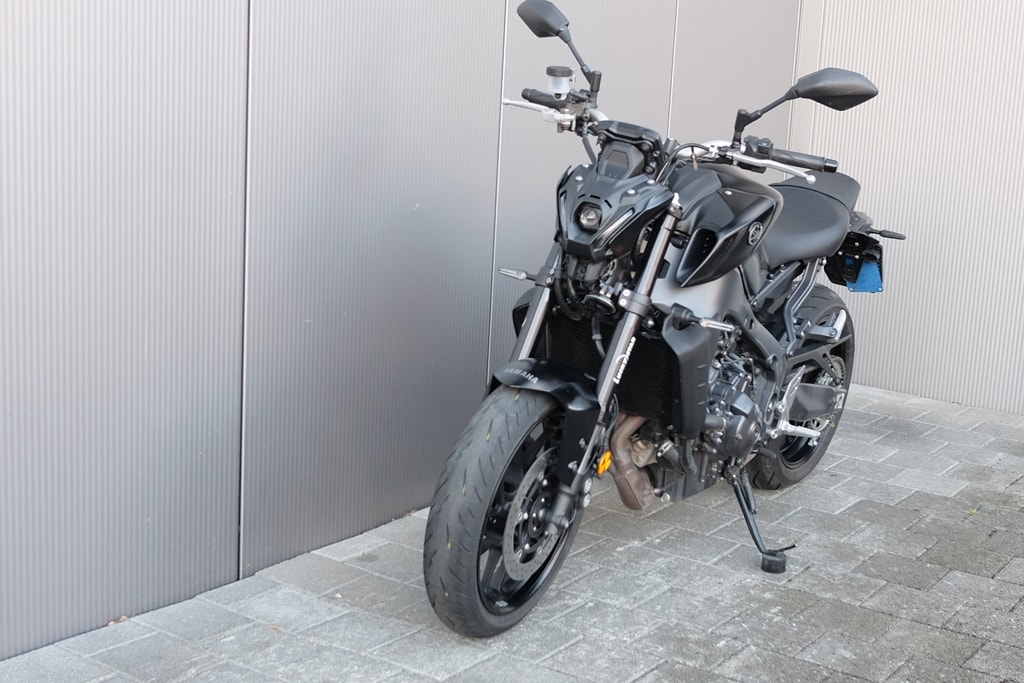 YAMAHA MT-09 ABS-image-1