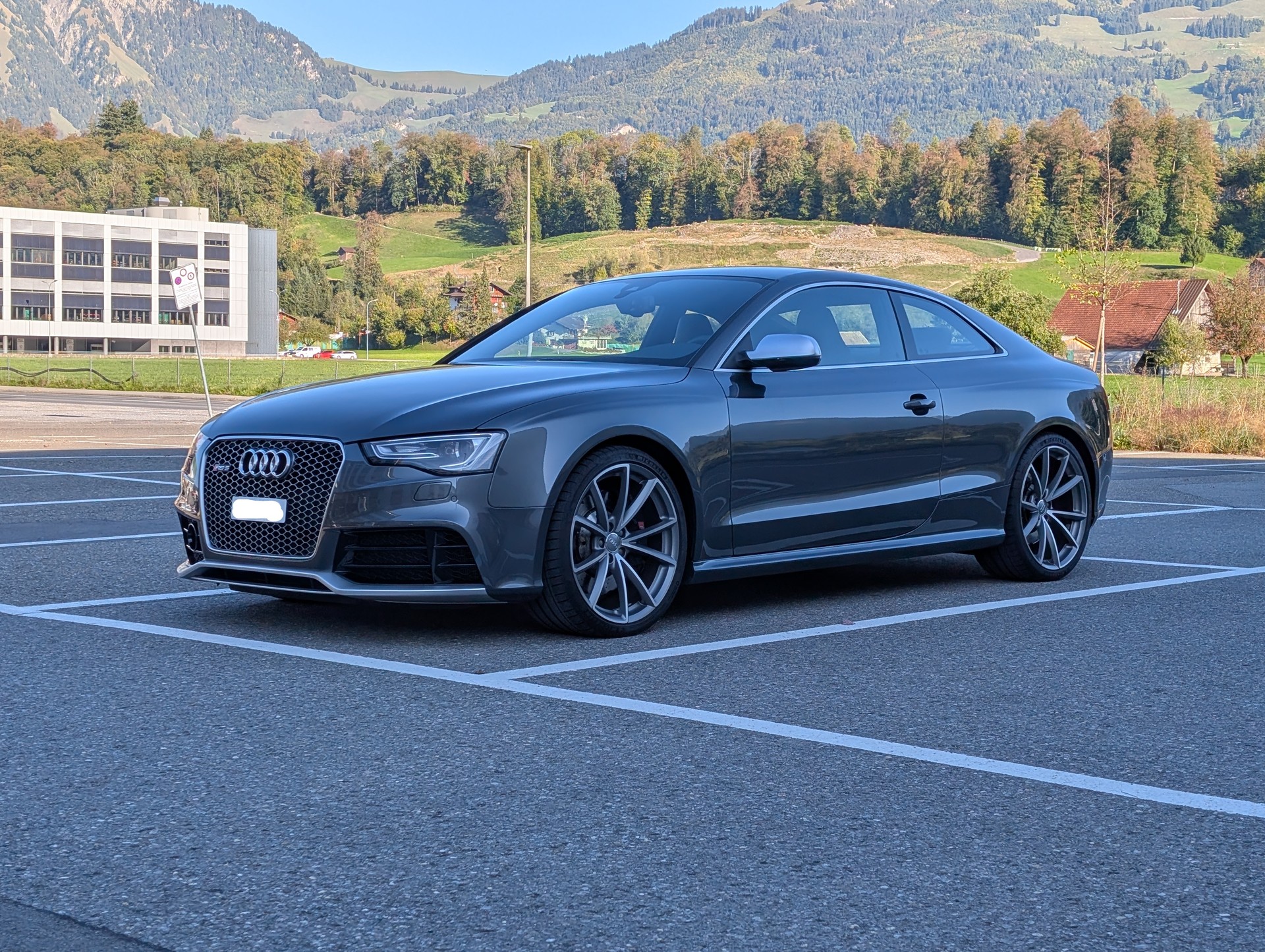 AUDI RS5 4.2 V8 FSI quattro S-Tronic-image-7