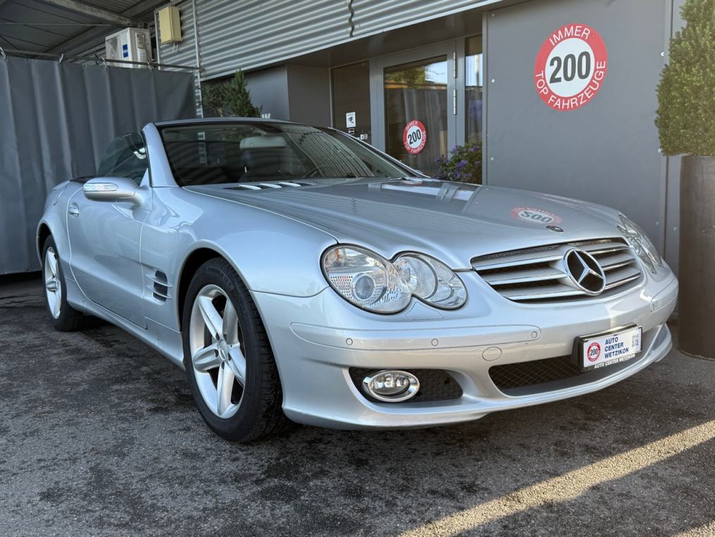 MERCEDES-BENZ SL 350 7G-Tronic-showroom-element-1