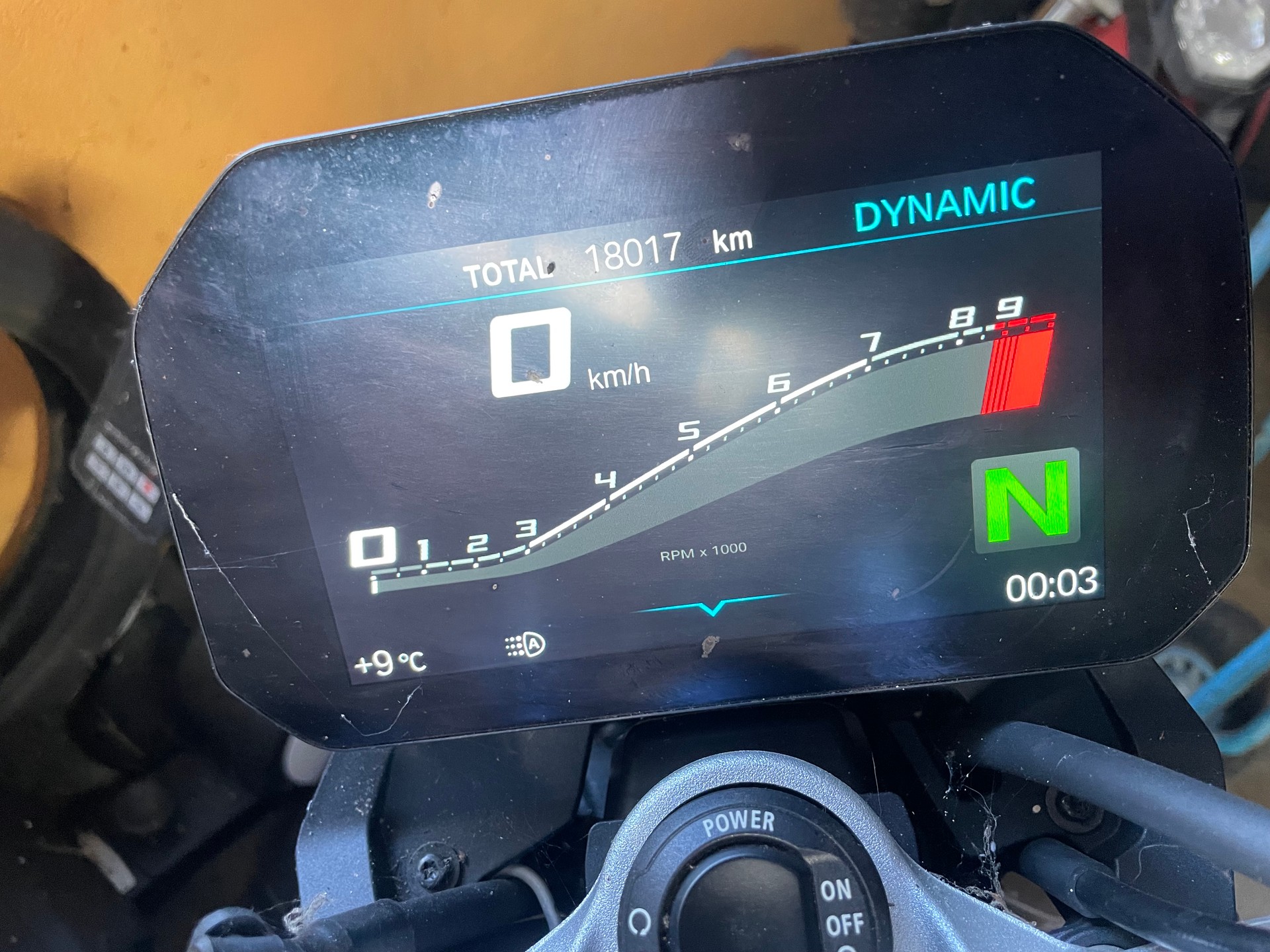 BMW F 900 R A2 (35kW) ABS-image-2