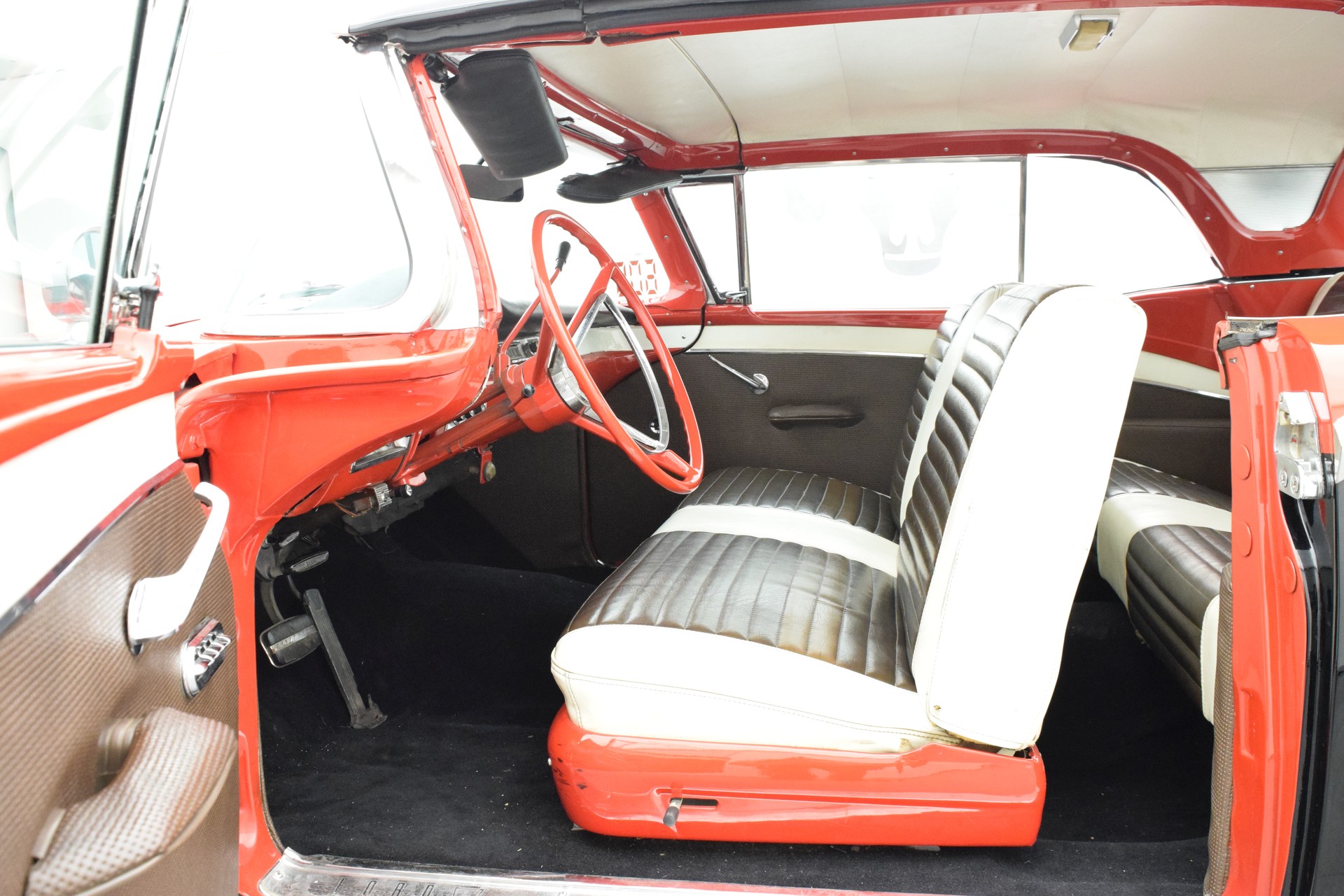 FORD 500 Skyliner-image-10