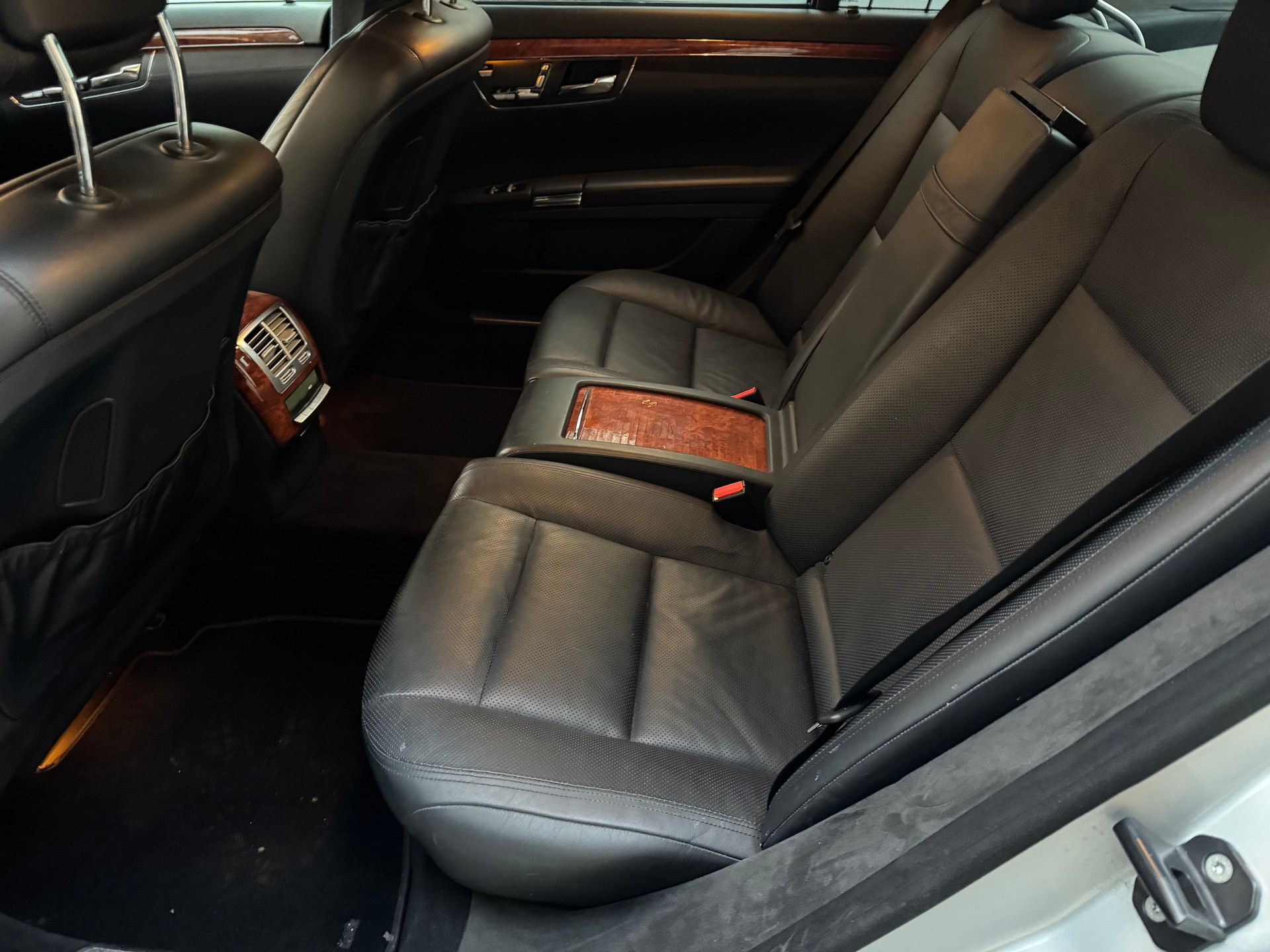 MERCEDES-BENZ S 400 Hybrid 7G-Tronic-image-13