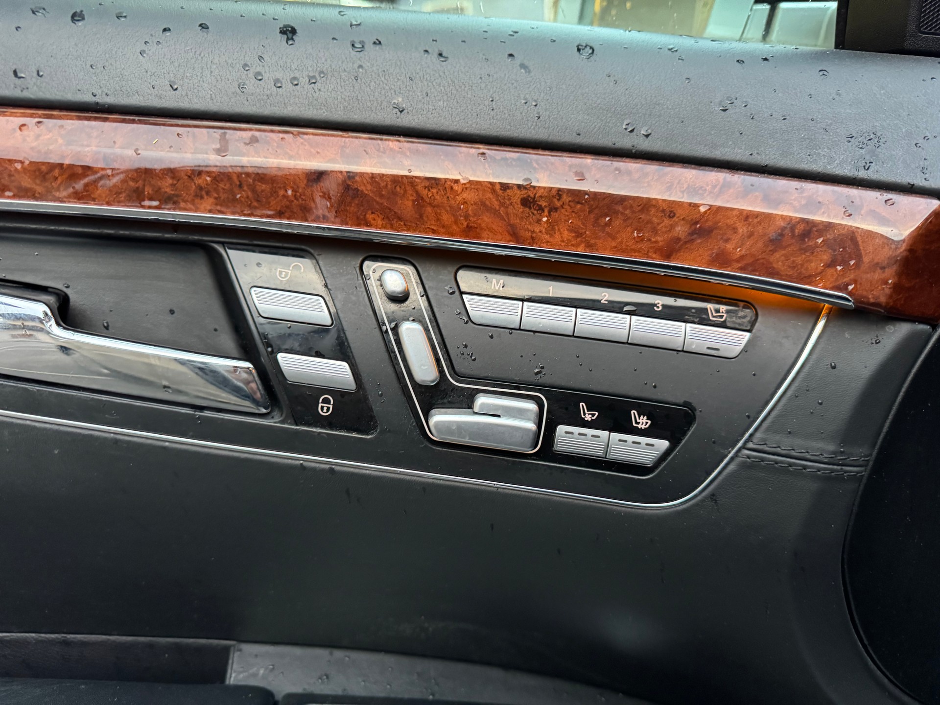 MERCEDES-BENZ S 400 Hybrid 7G-Tronic-image-15