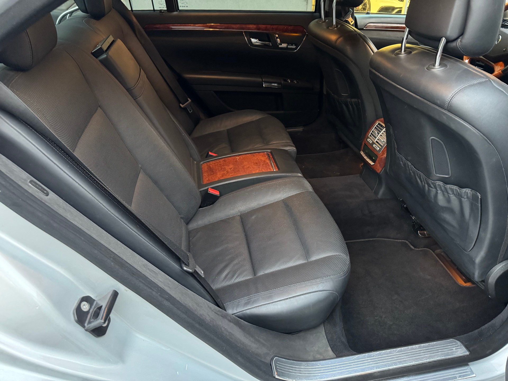 MERCEDES-BENZ S 400 Hybrid 7G-Tronic-image-14