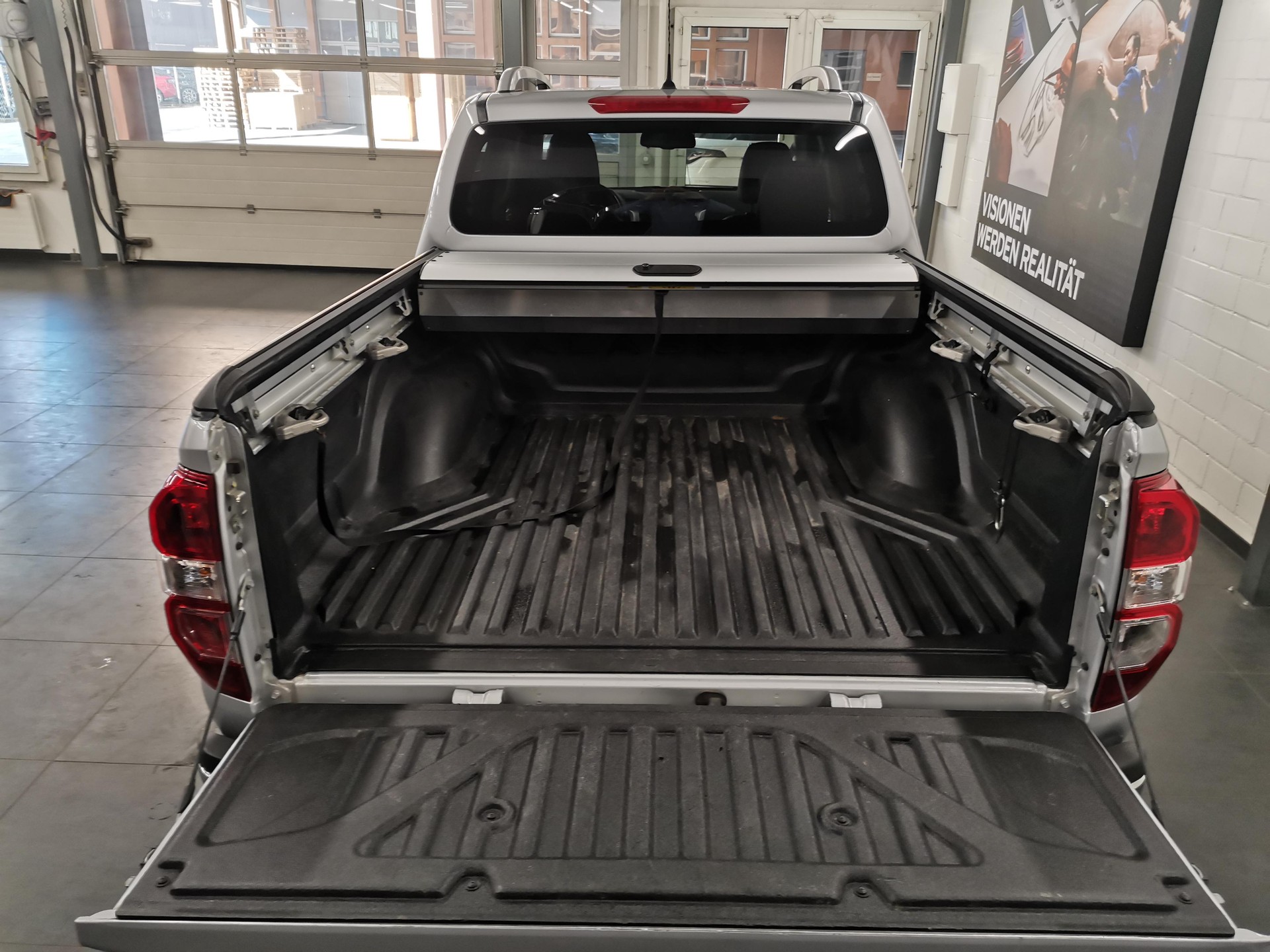 RENAULT Alaskan Pick-up 2.3 dCi 190 TwinTurbo ICE 4x4-image-5