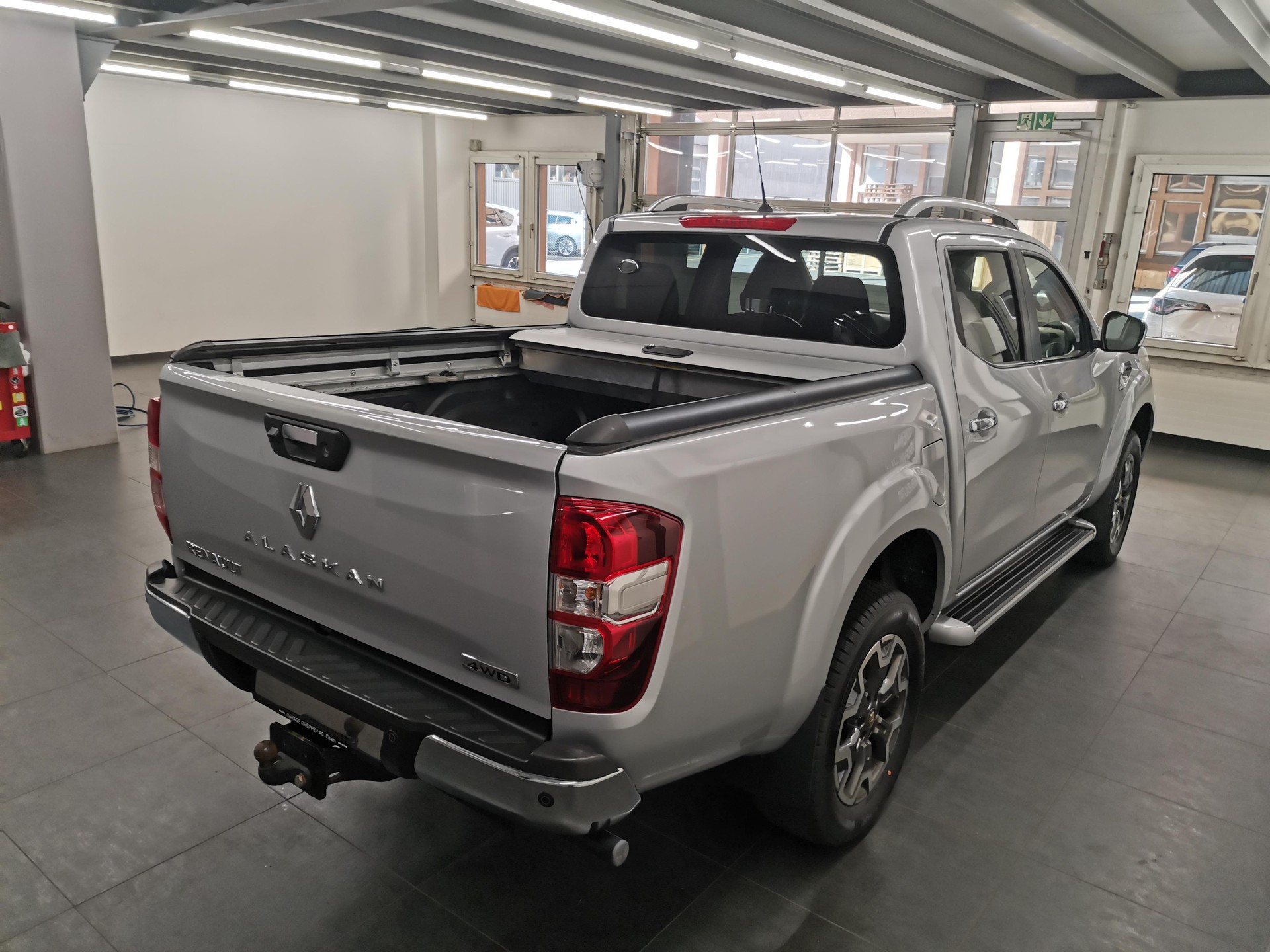 RENAULT Alaskan Pick-up 2.3 dCi 190 TwinTurbo ICE 4x4-image-4